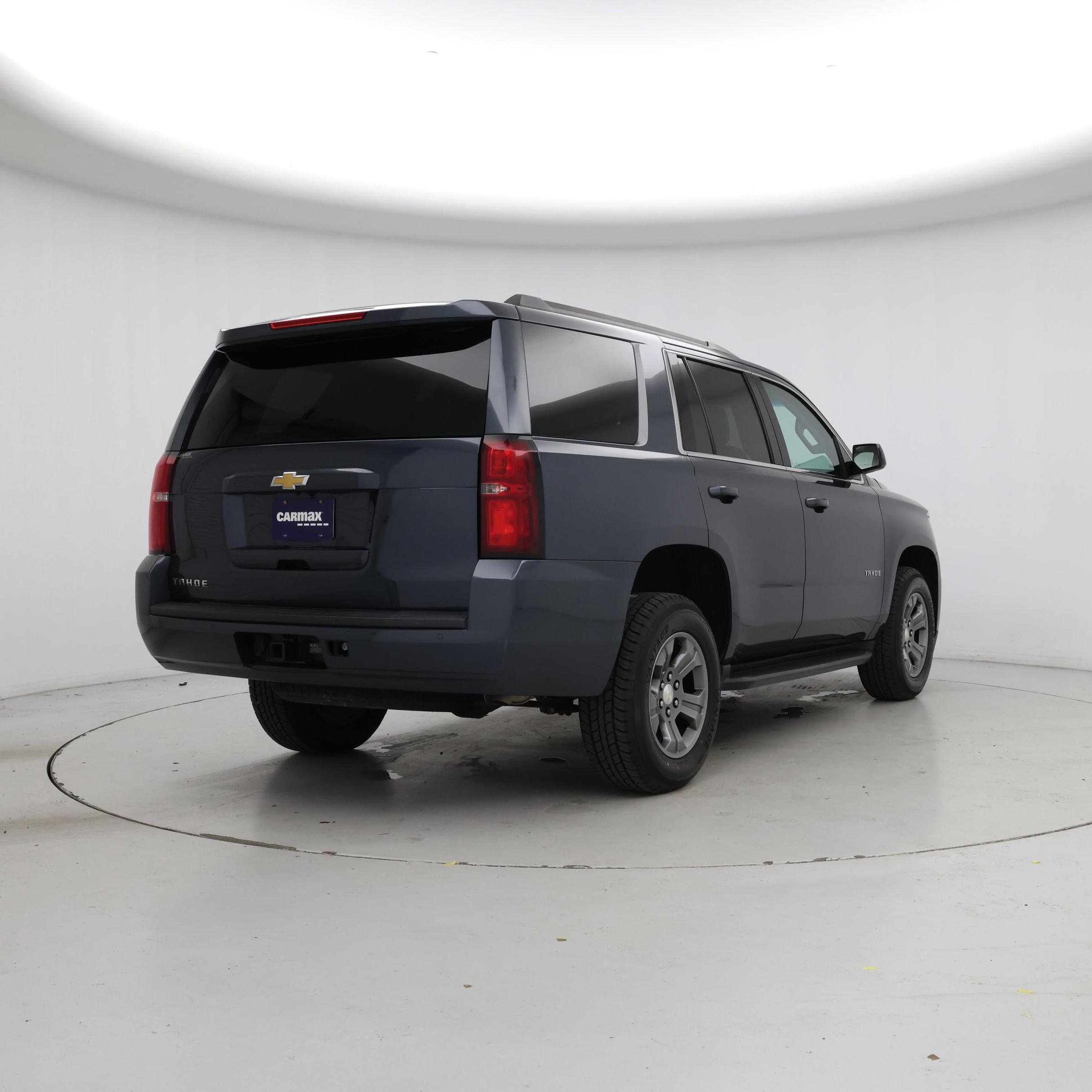 Thumbnail: 2019 Chevrolet Tahoe - 8