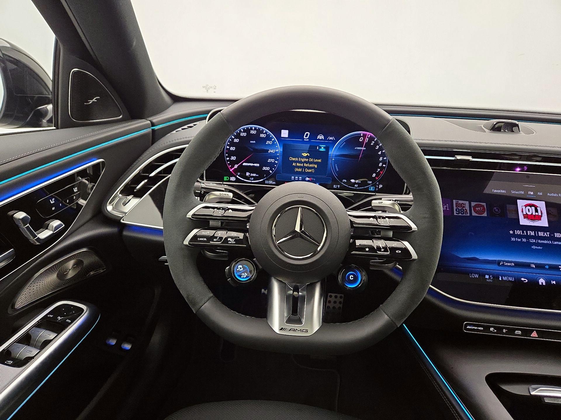 Thumbnail: 2025 Mercedes-Benz E-Class - 10