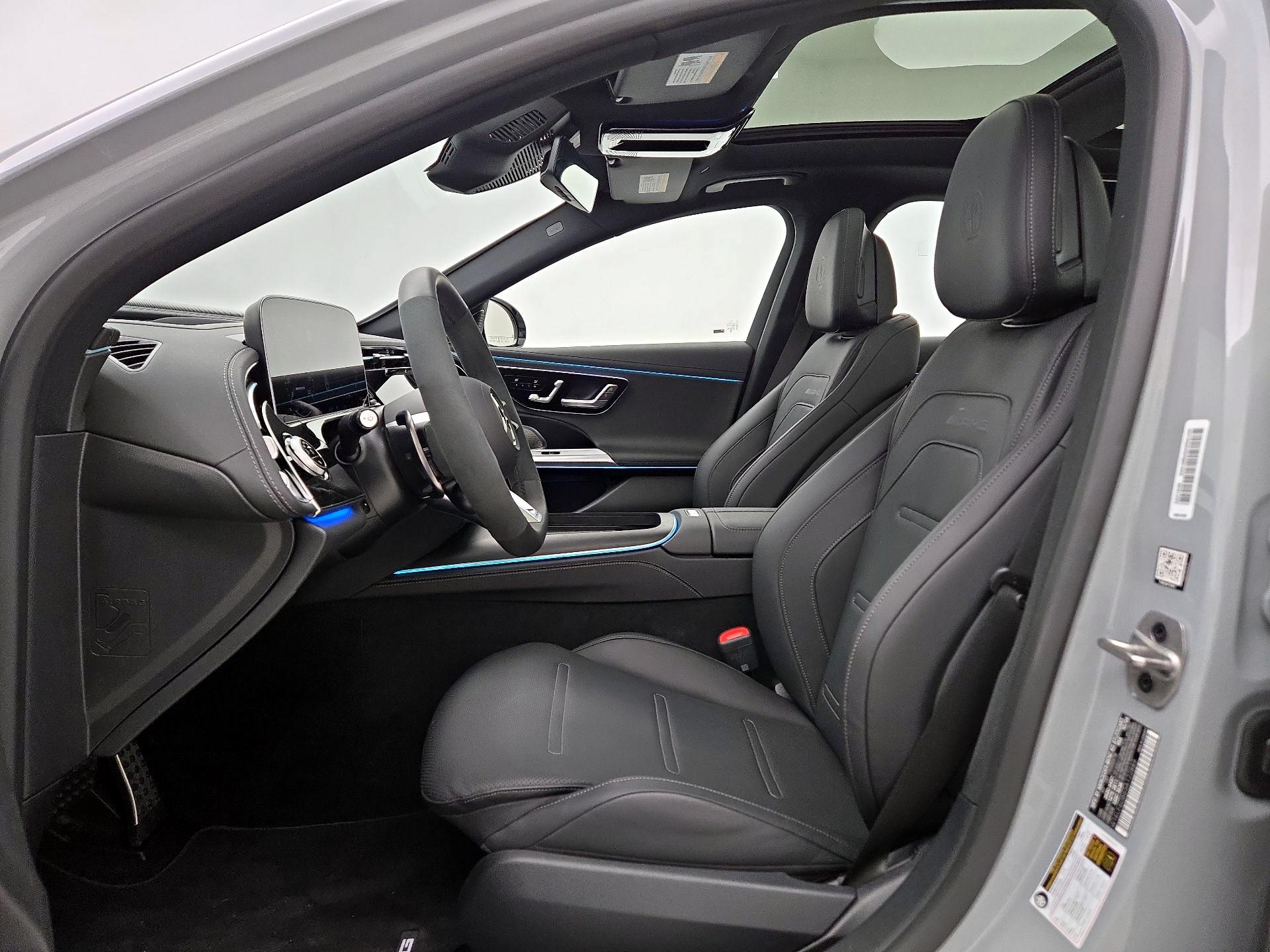 Thumbnail: 2025 Mercedes-Benz E-Class - 11