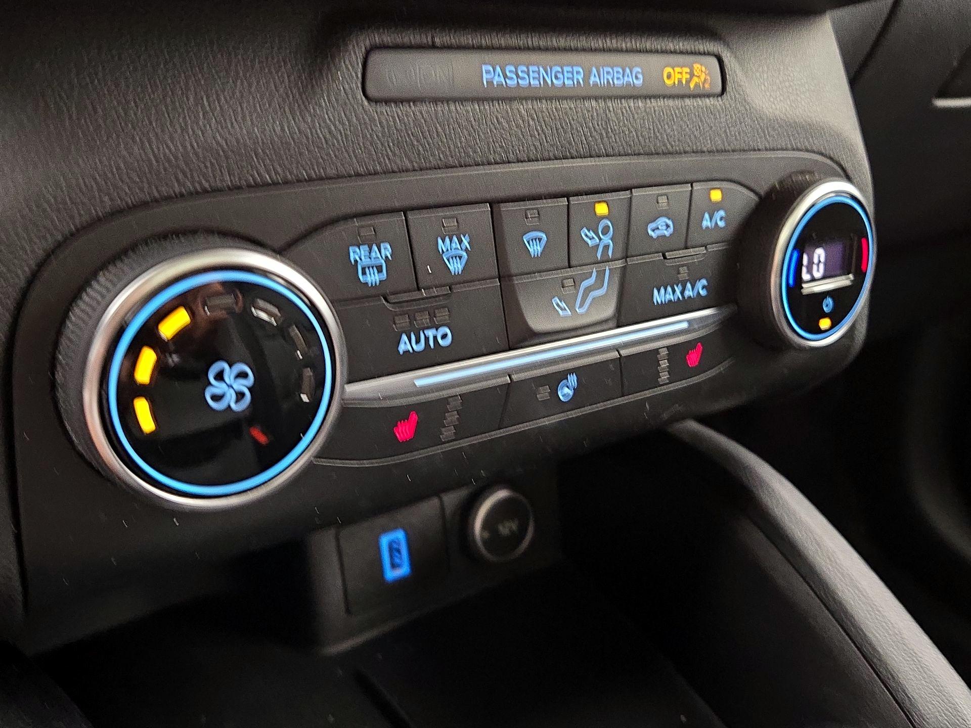 Thumbnail: 2020 Ford Escape - 17