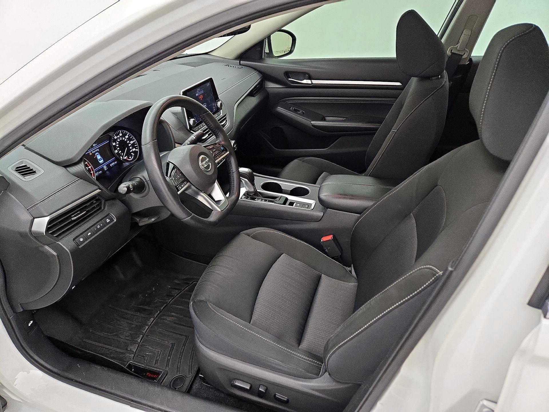 Thumbnail: 2019 Nissan Altima - 11