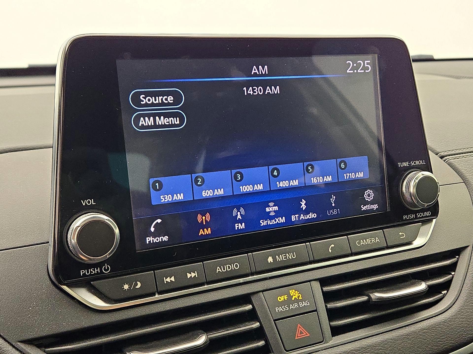 Thumbnail: 2019 Nissan Altima - 15