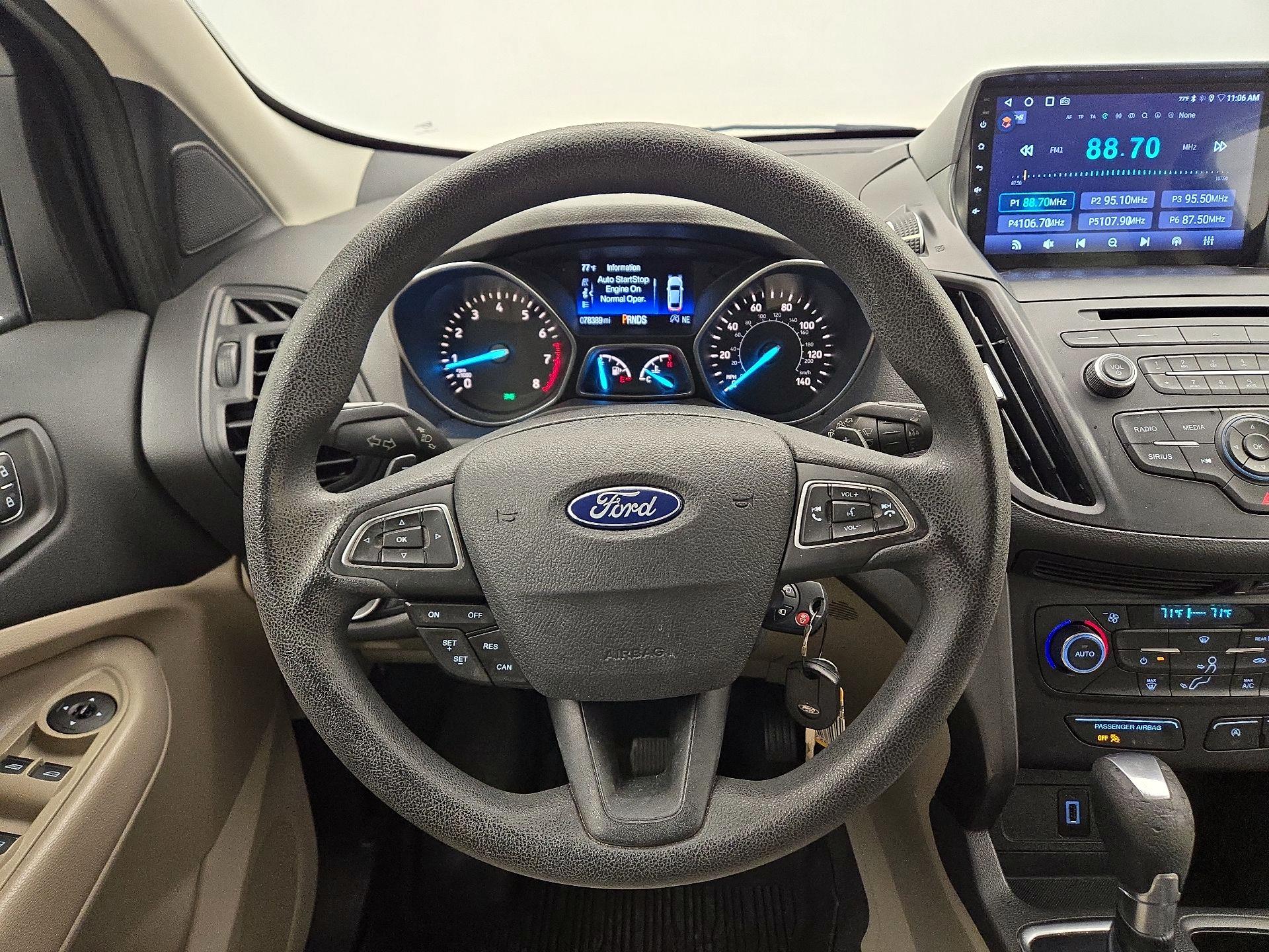 Thumbnail: 2017 Ford Escape - 10
