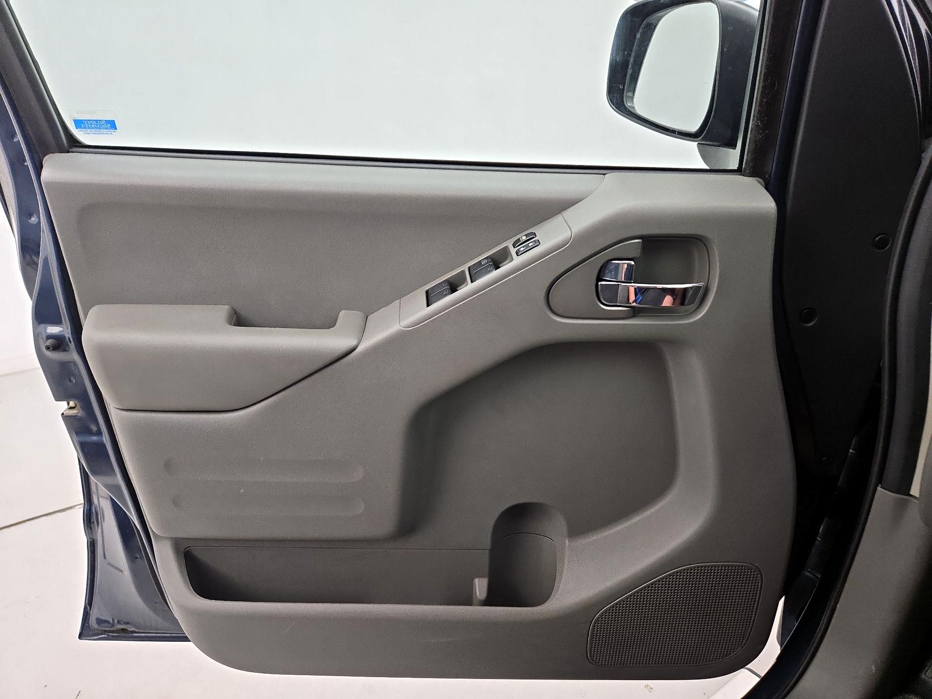 Thumbnail: 2020 Nissan Frontier - 12