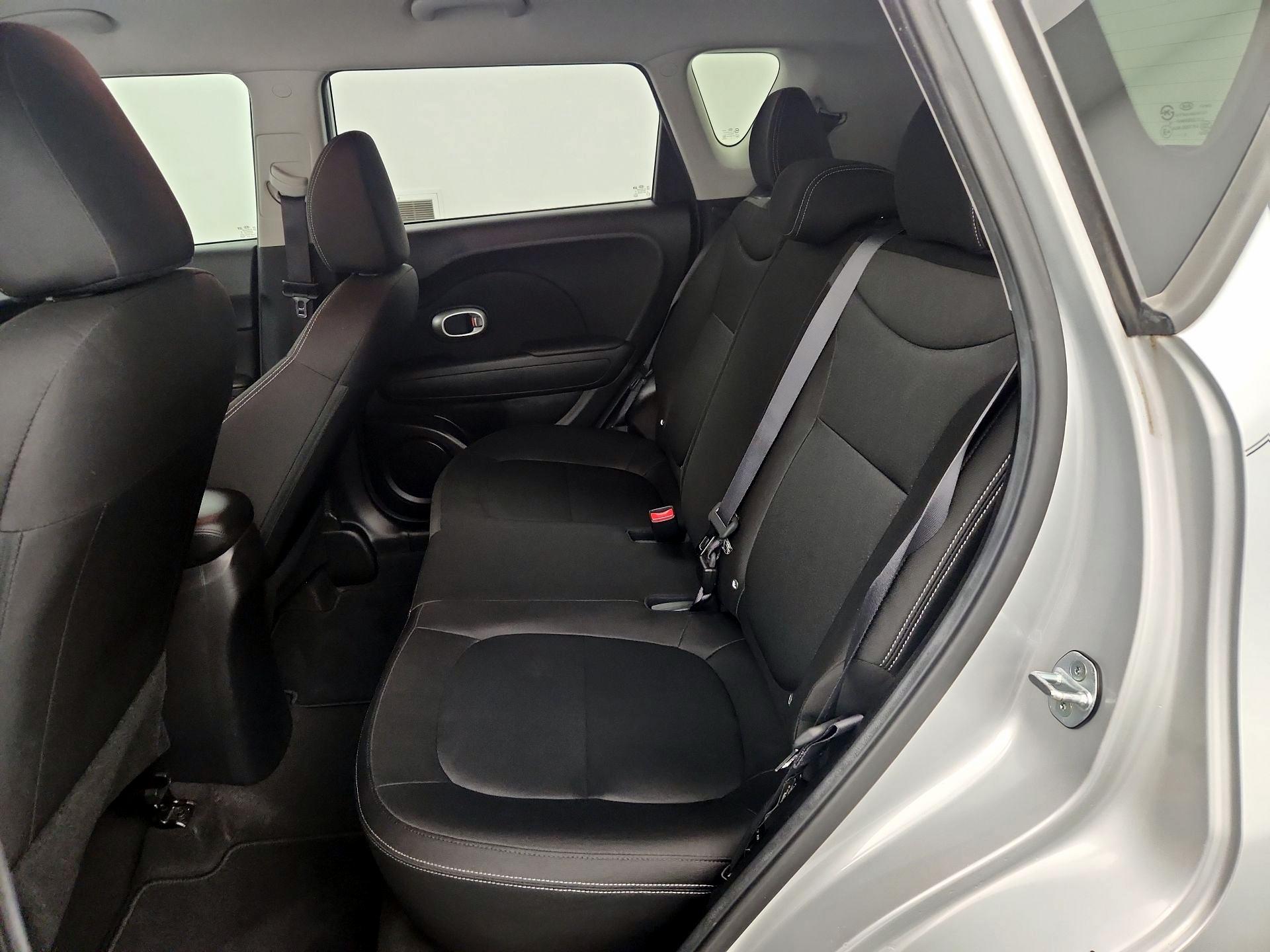 Thumbnail: 2016 Kia Soul - 18