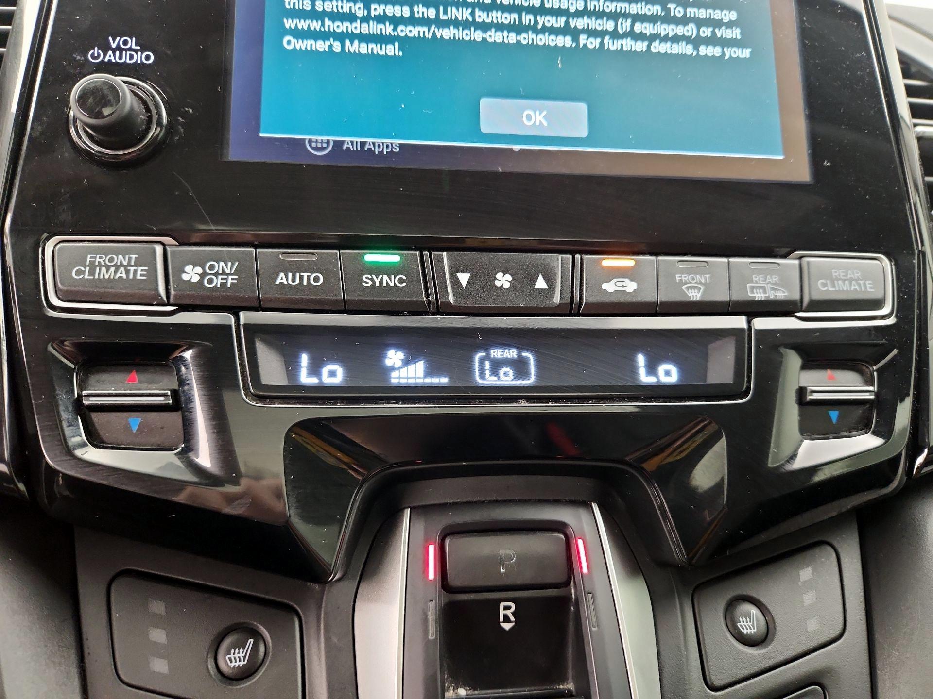 Thumbnail: 2019 Honda Odyssey - 17