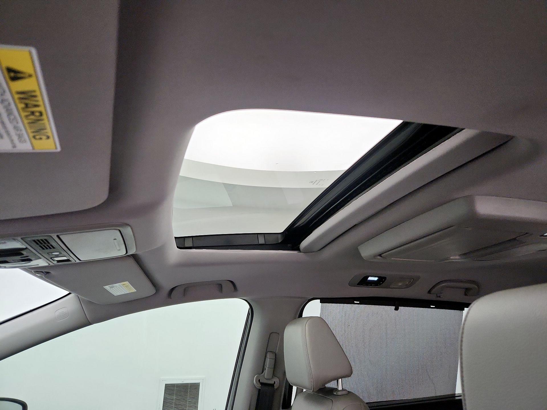Thumbnail: 2019 Honda Odyssey - 20