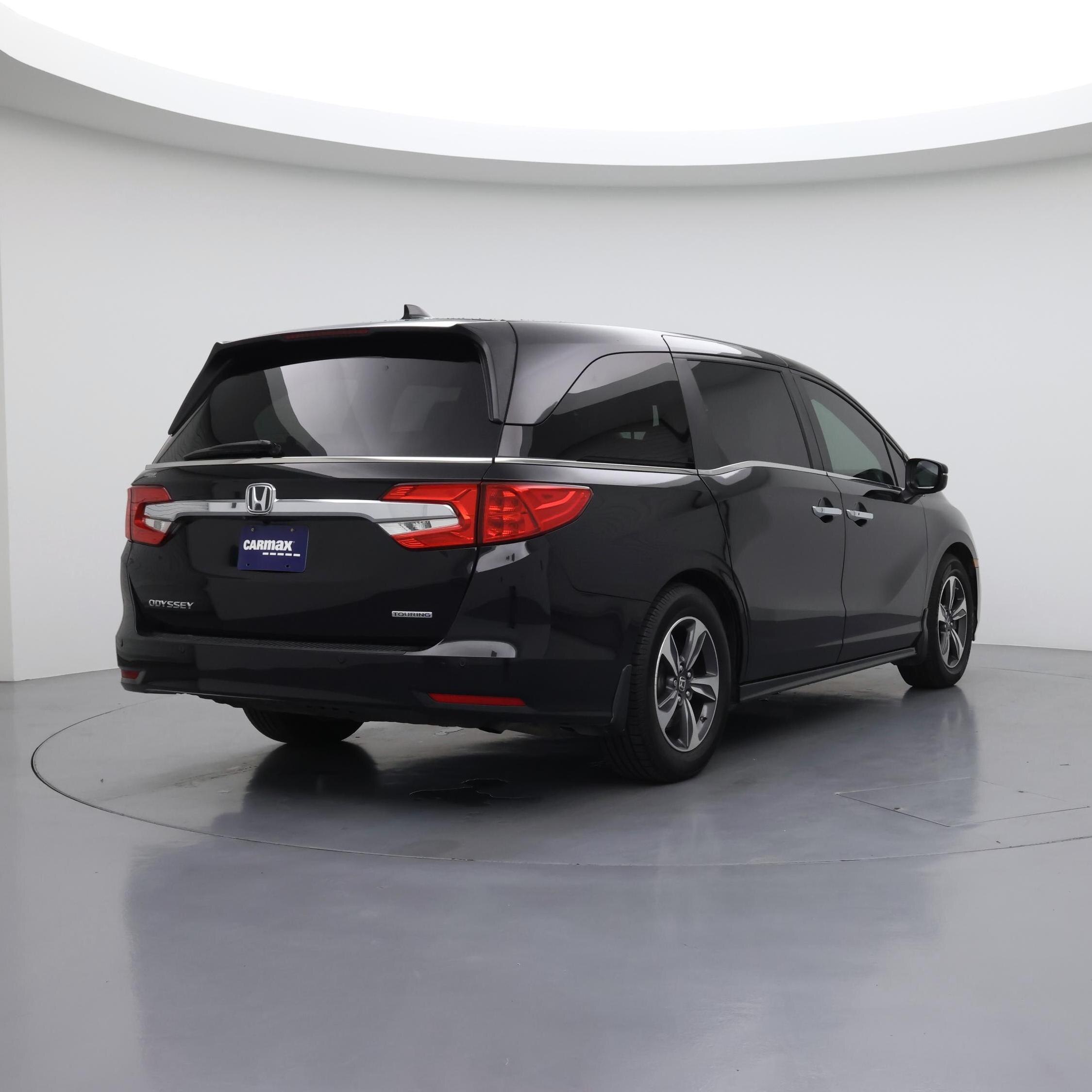 Thumbnail: 2019 Honda Odyssey - 8
