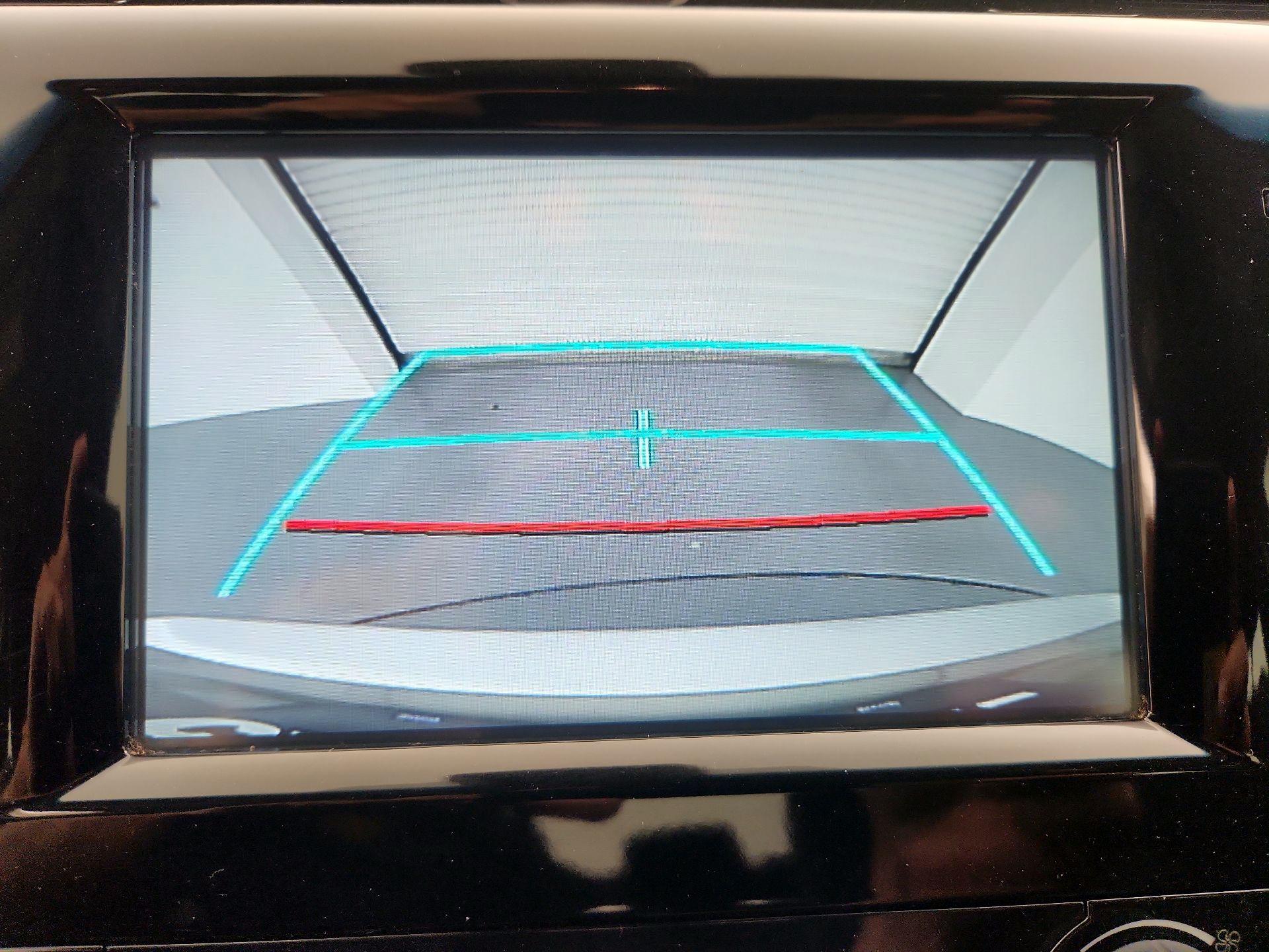Thumbnail: 2018 Toyota Camry - 14