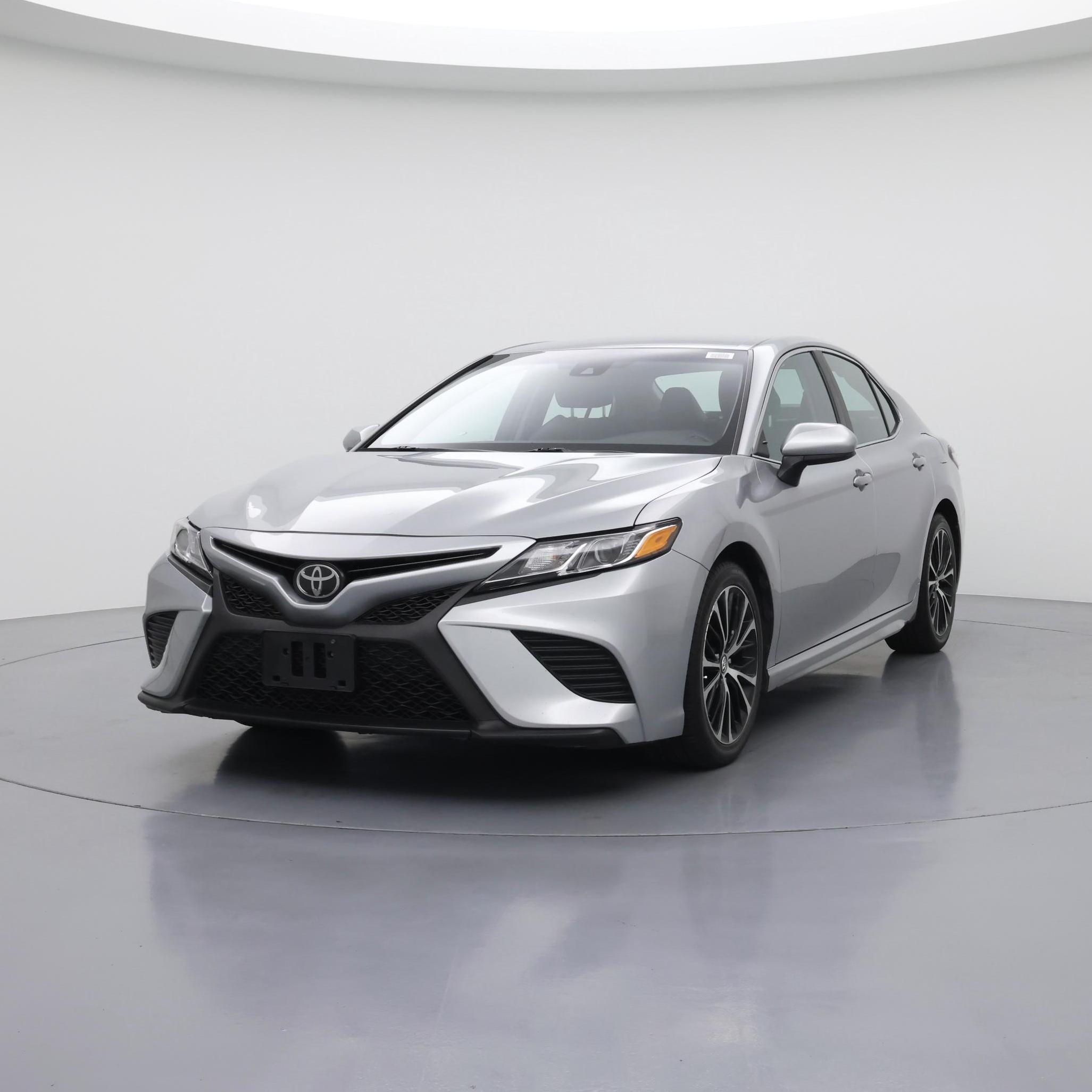 Thumbnail: 2018 Toyota Camry - 4