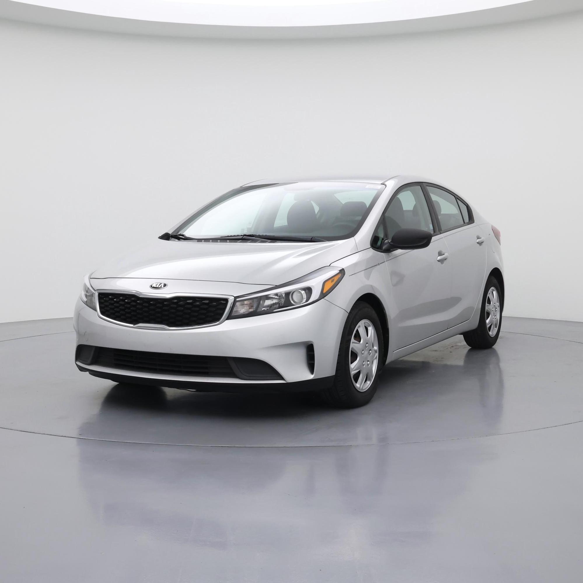 Thumbnail: 2017 Kia Forte - 4