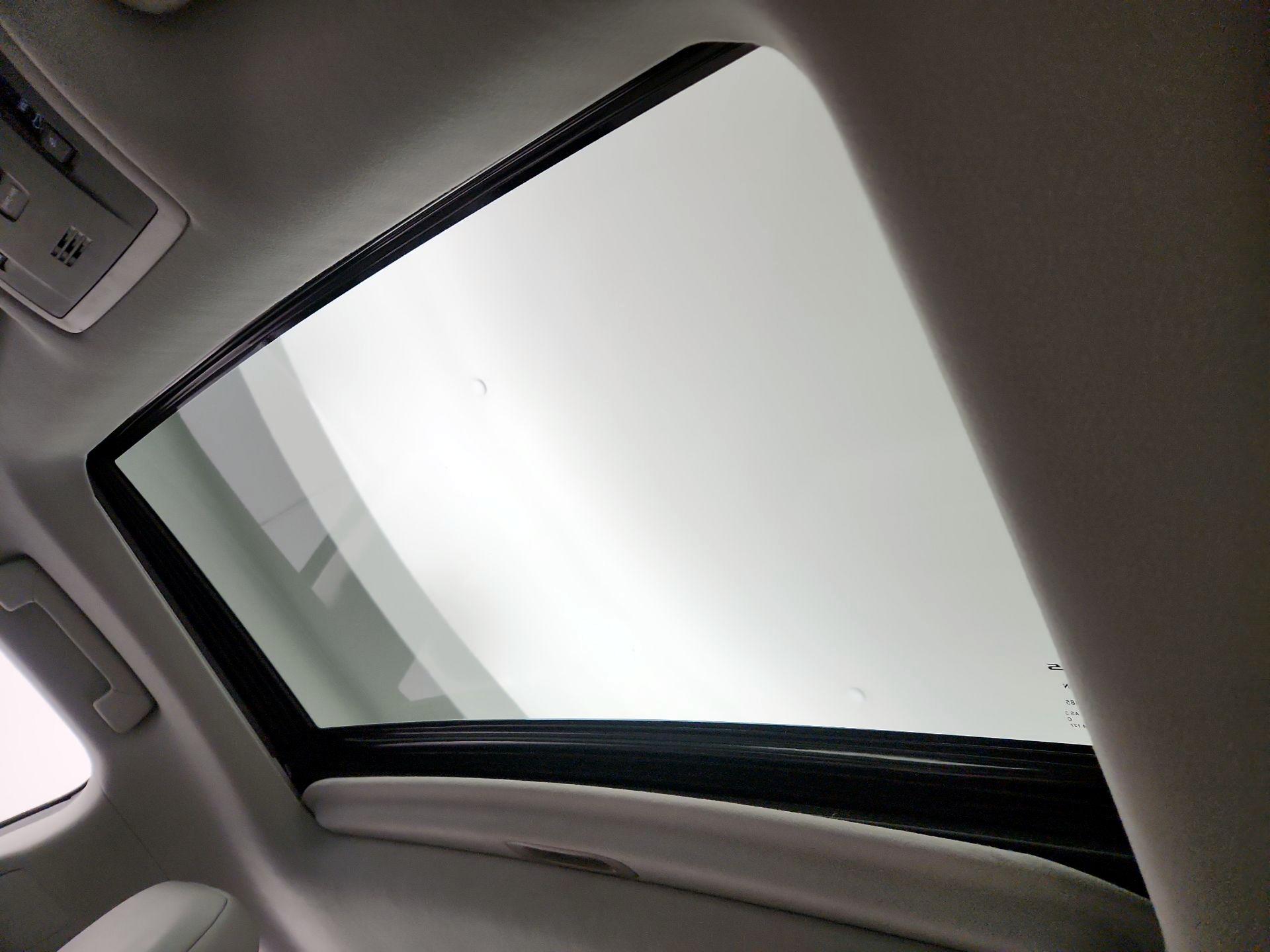 Thumbnail: 2019 Lexus RX - 19