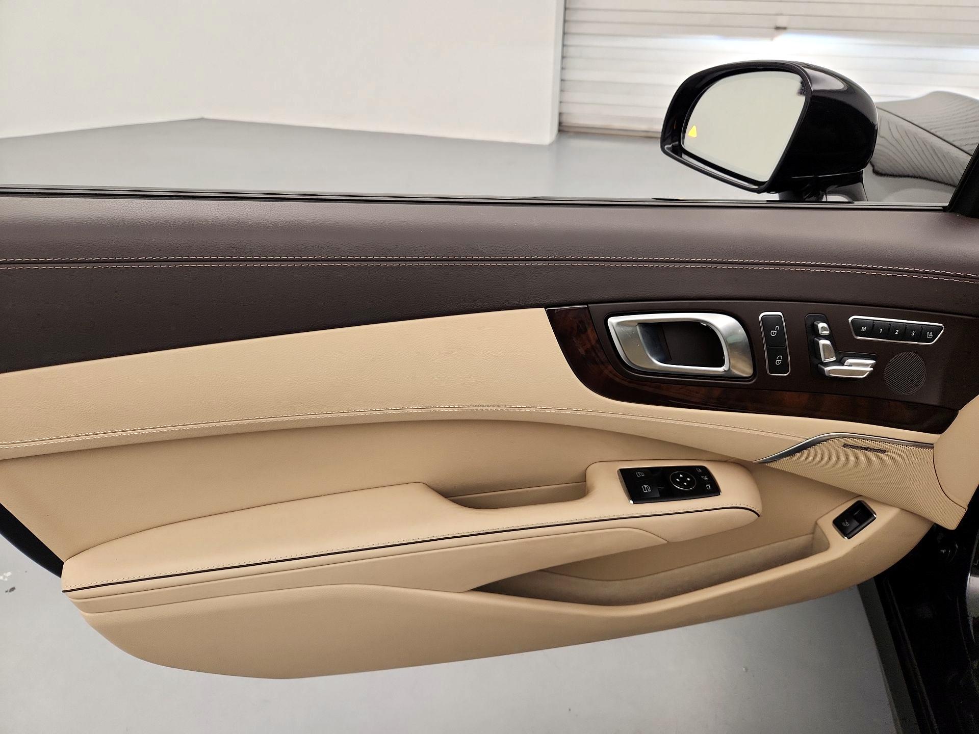 Thumbnail: 2014 Mercedes-Benz SL-Class - 12