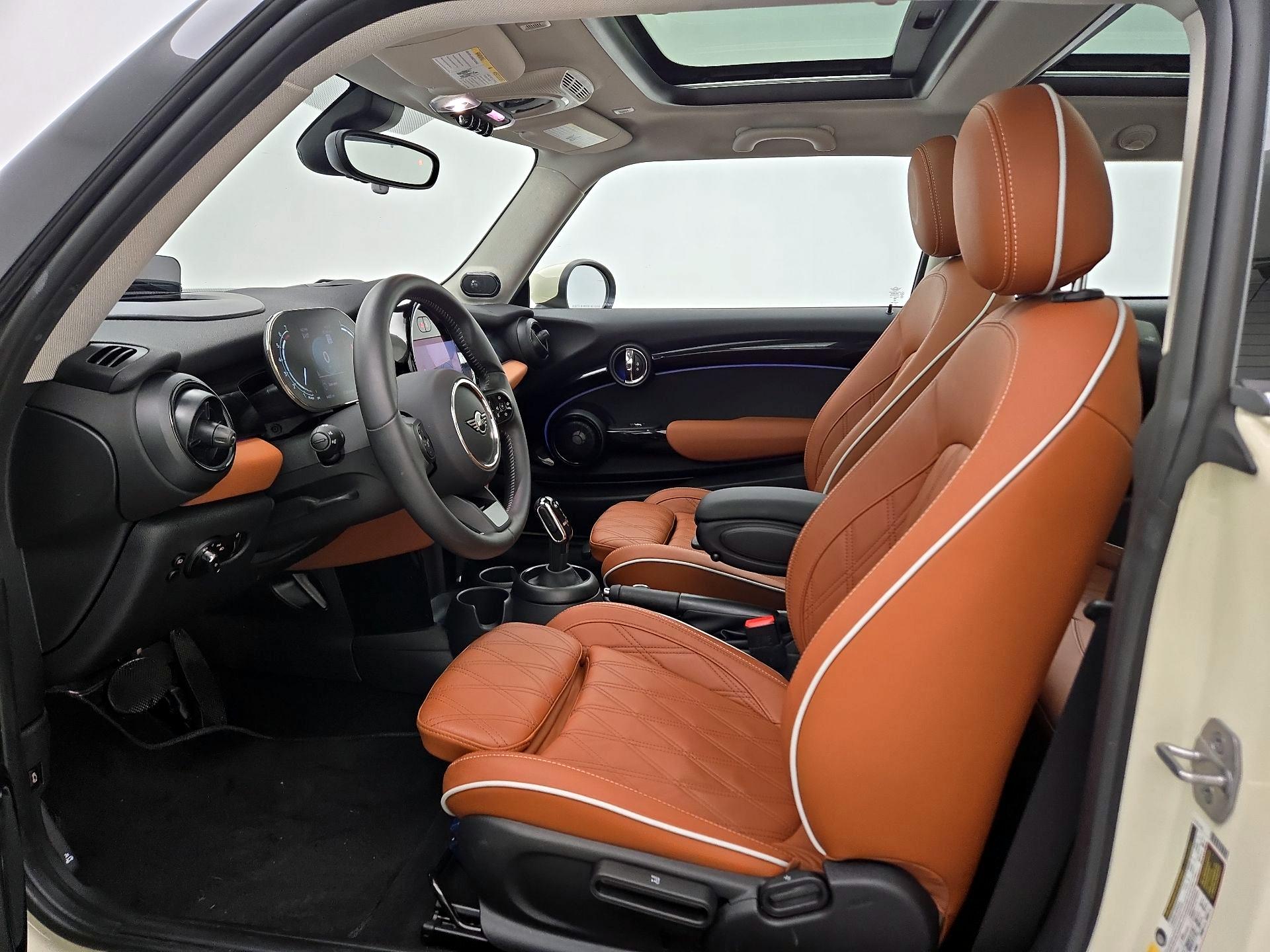 Thumbnail: 2023 MINI Cooper Hardtop - 11