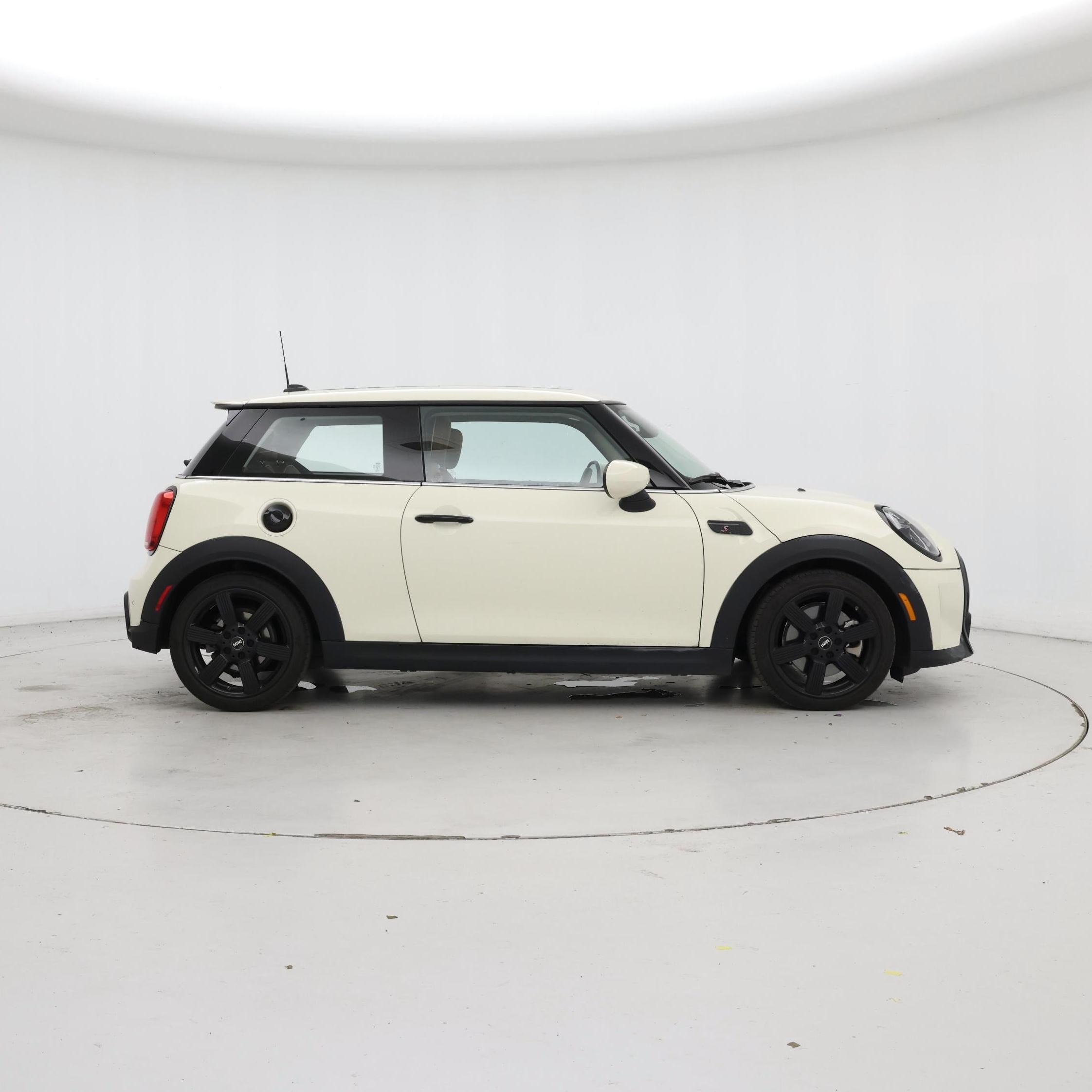 Thumbnail: 2023 MINI Cooper Hardtop - 7