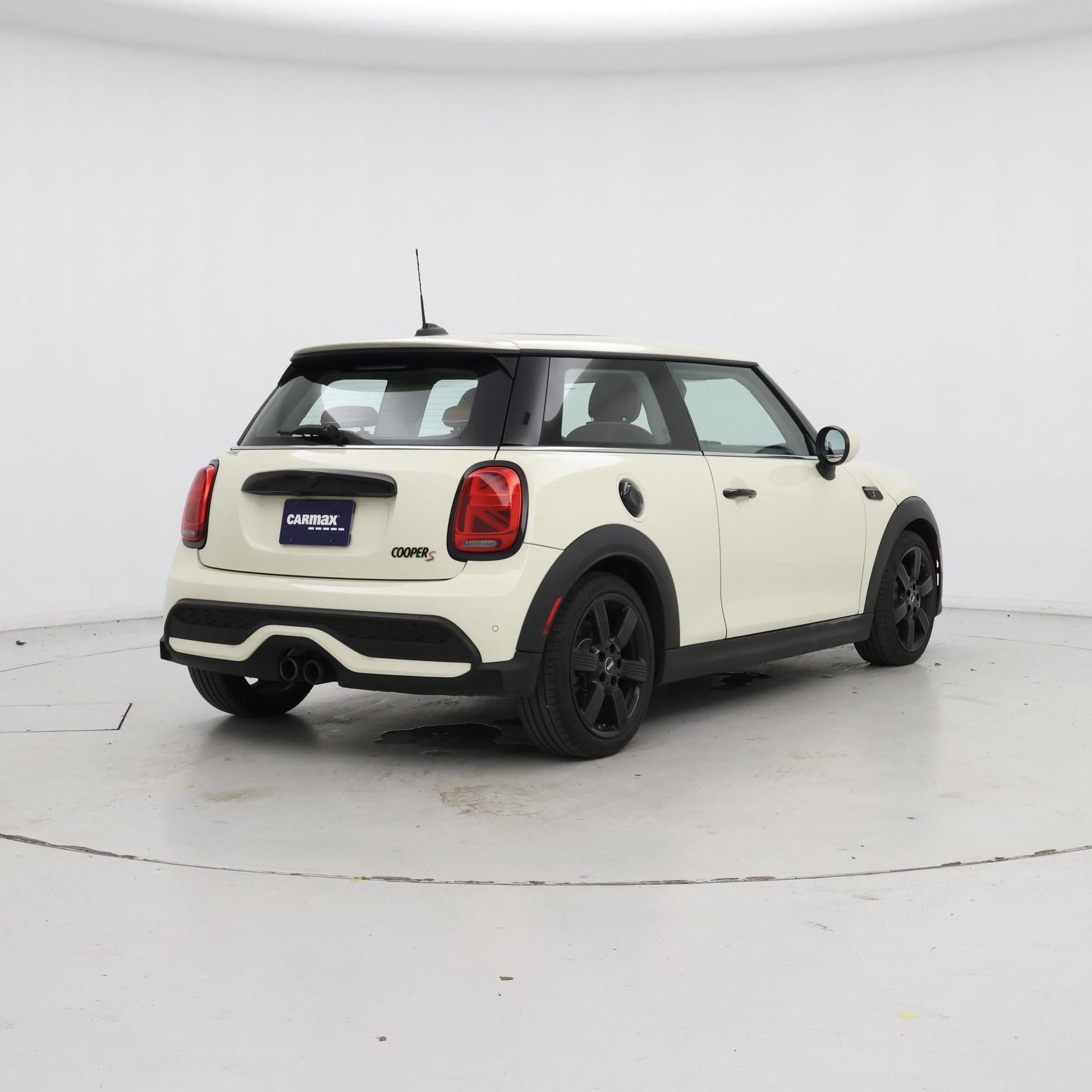 Thumbnail: 2023 MINI Cooper Hardtop - 8