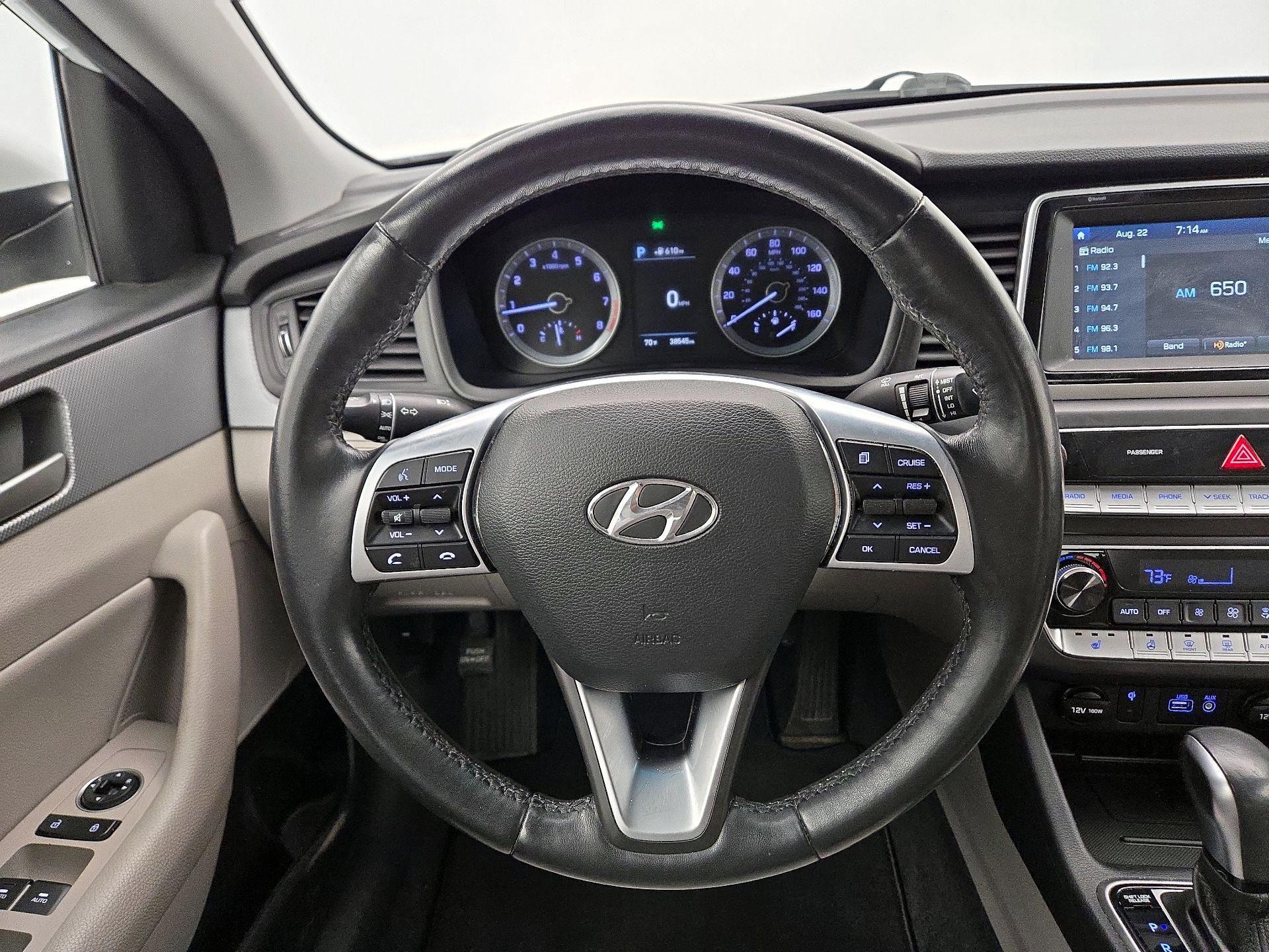 Thumbnail: 2019 Hyundai Sonata - 10