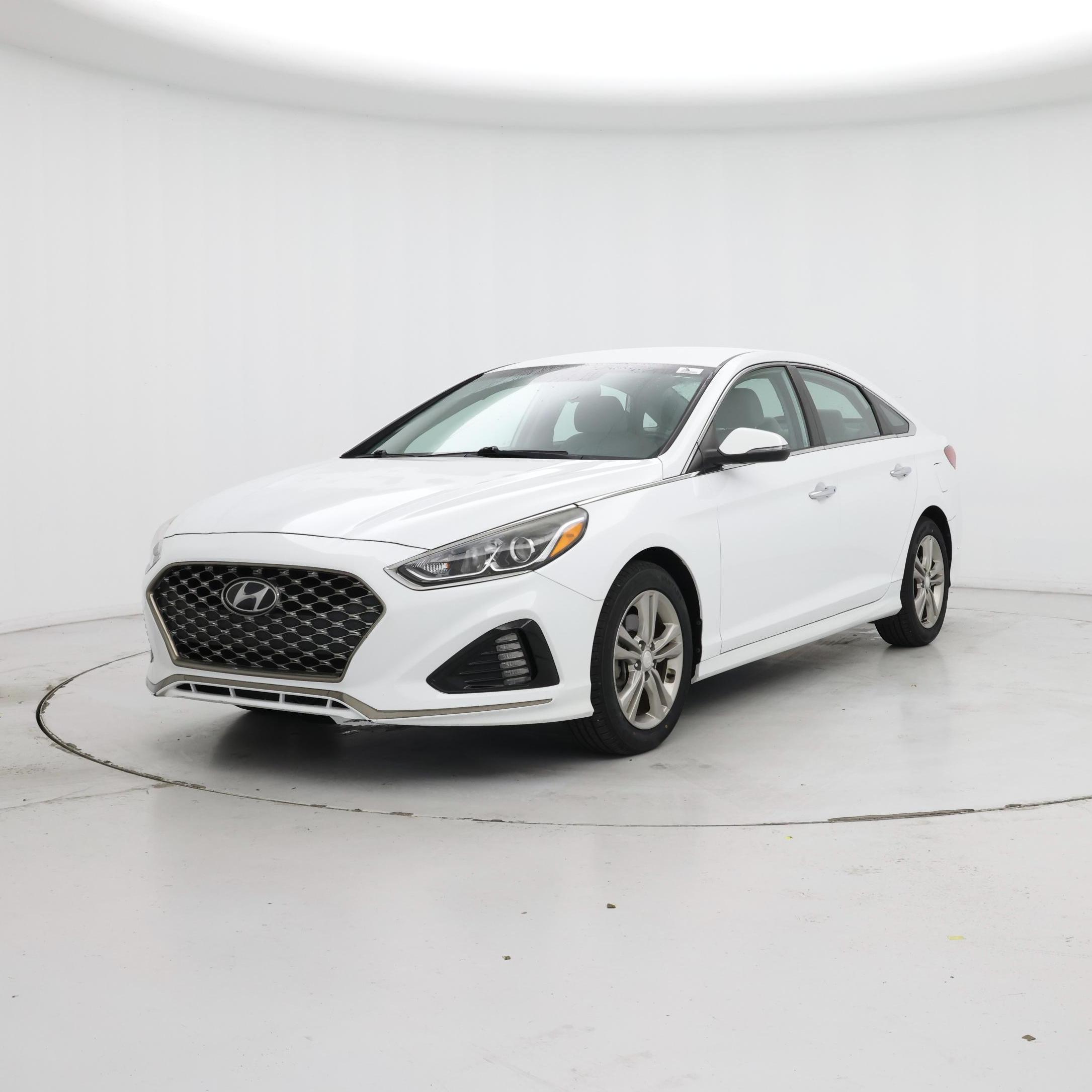 Thumbnail: 2019 Hyundai Sonata - 4