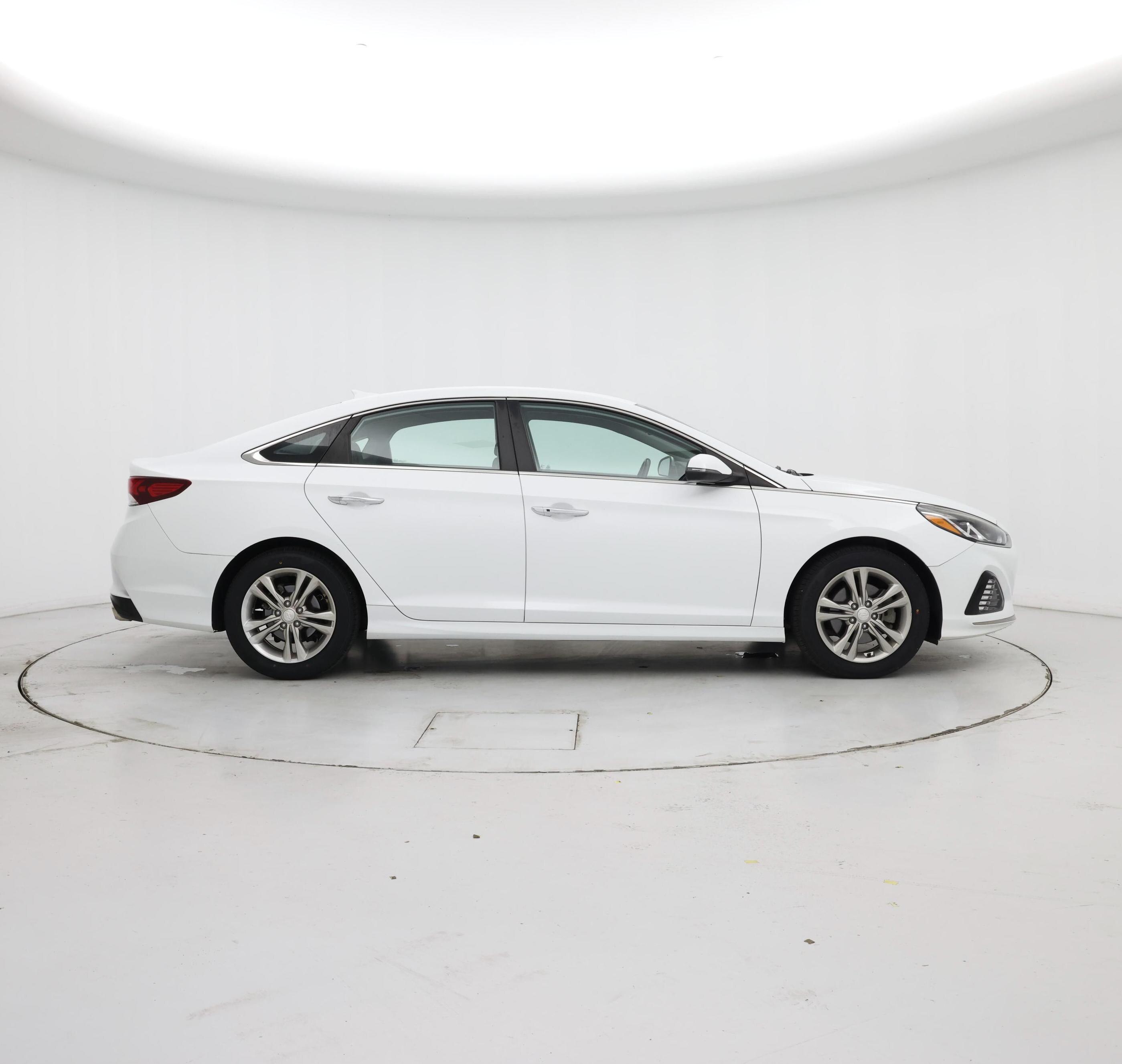 Thumbnail: 2019 Hyundai Sonata - 7