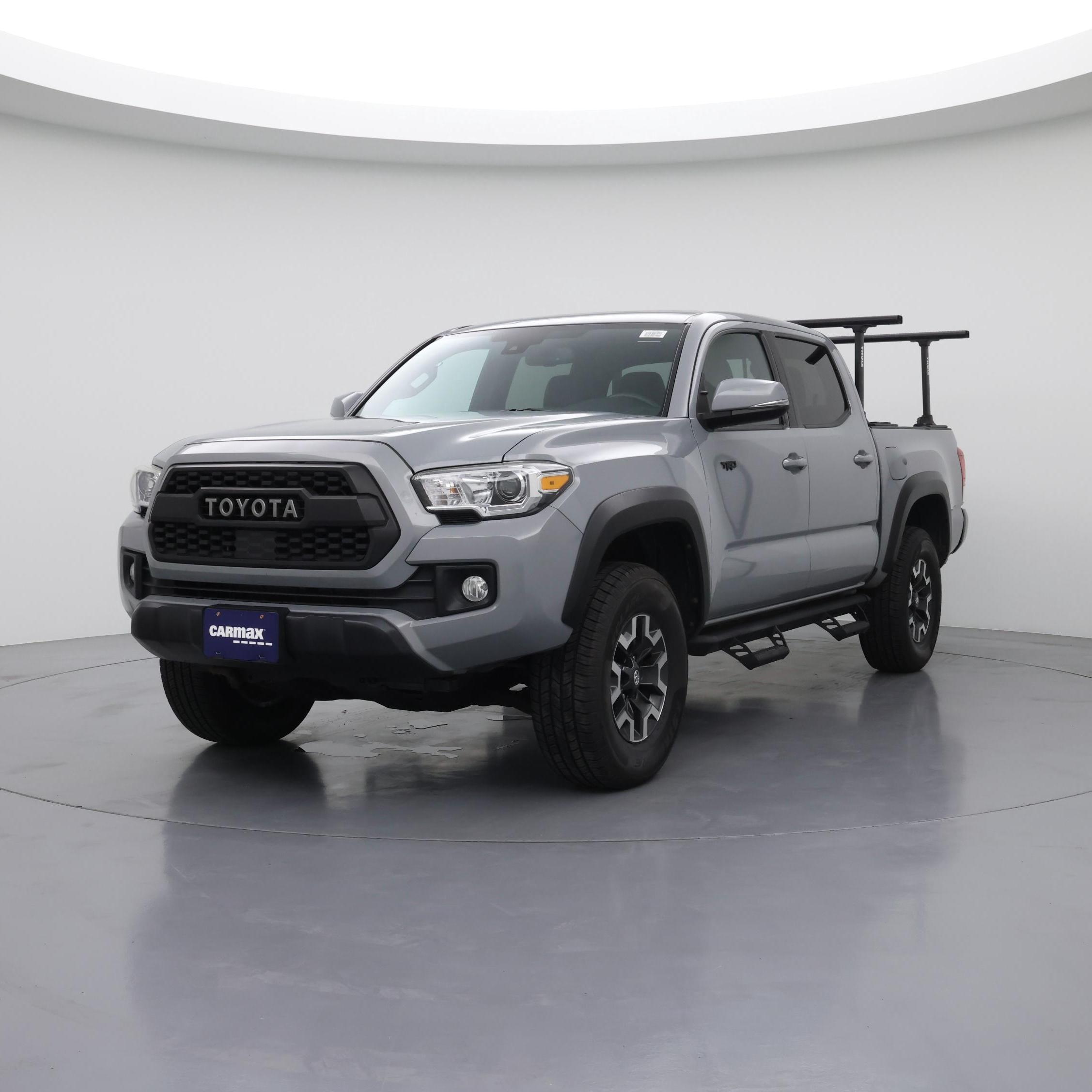 Thumbnail: 2018 Toyota Tacoma - 4