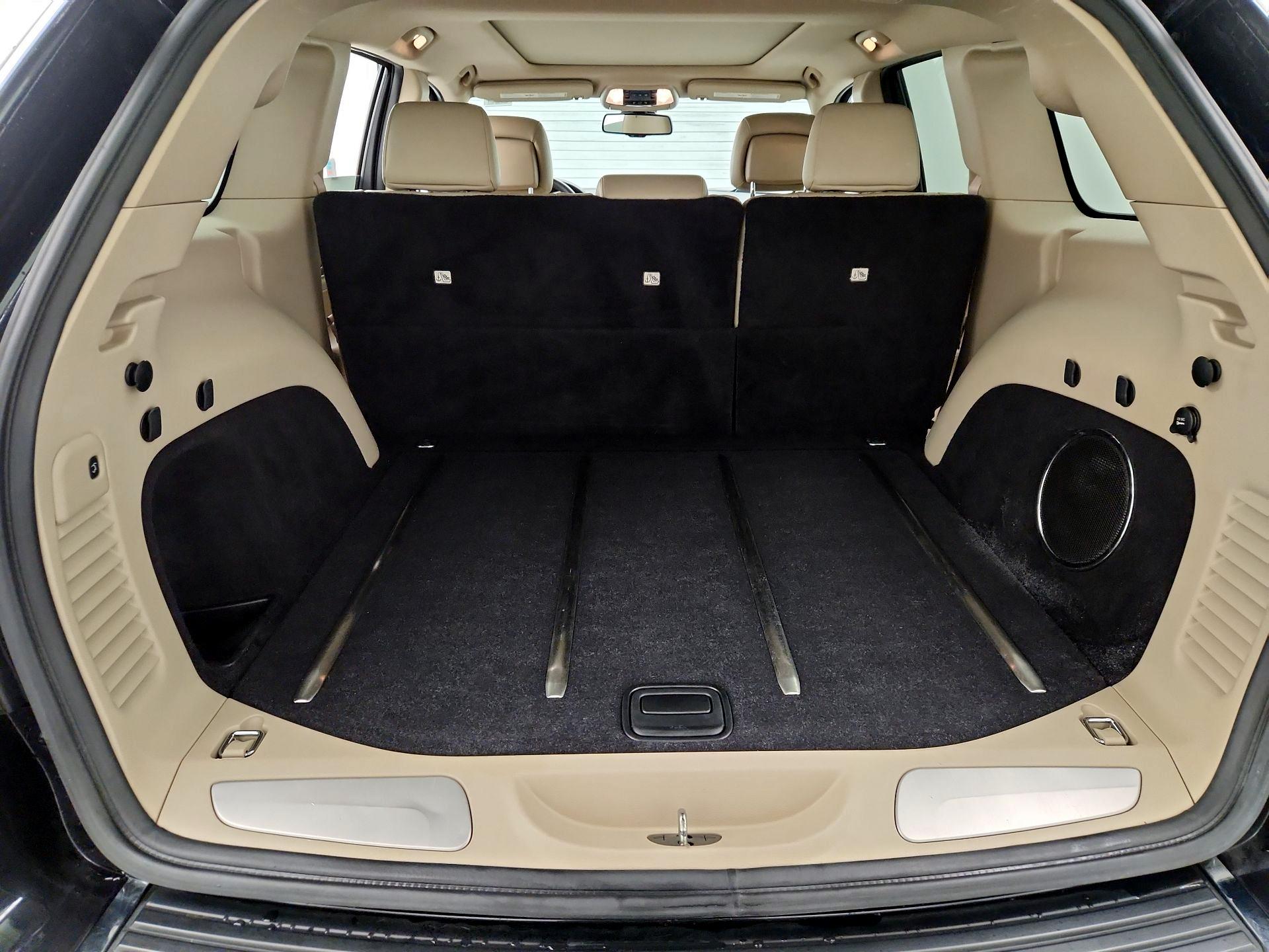 Thumbnail: 2014 Jeep Grand Cherokee - 19
