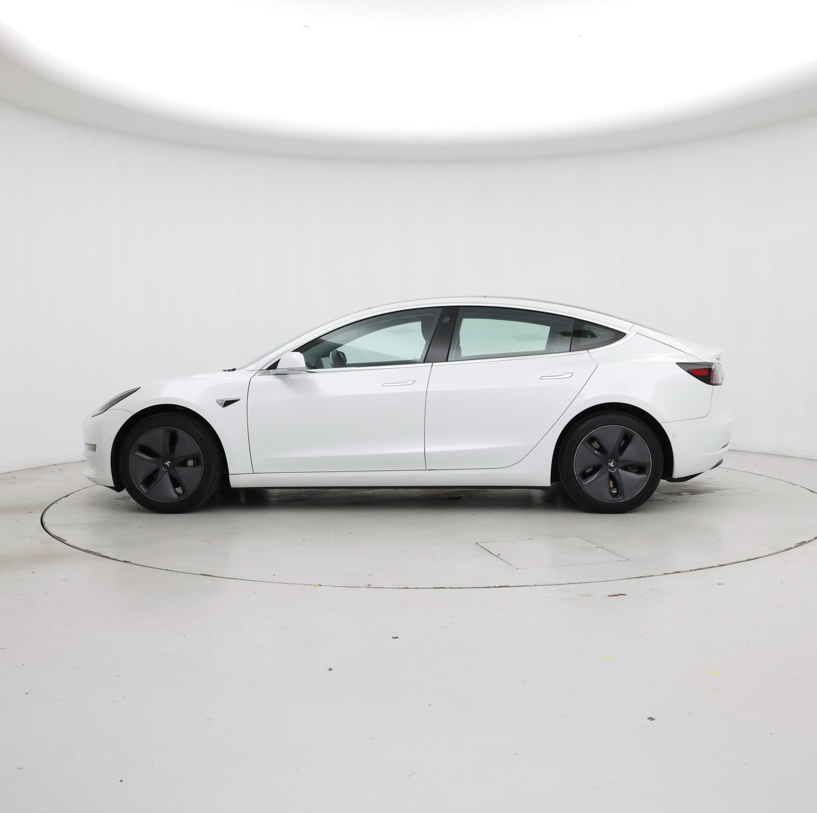 Thumbnail: 2019 Tesla Model 3 - 3