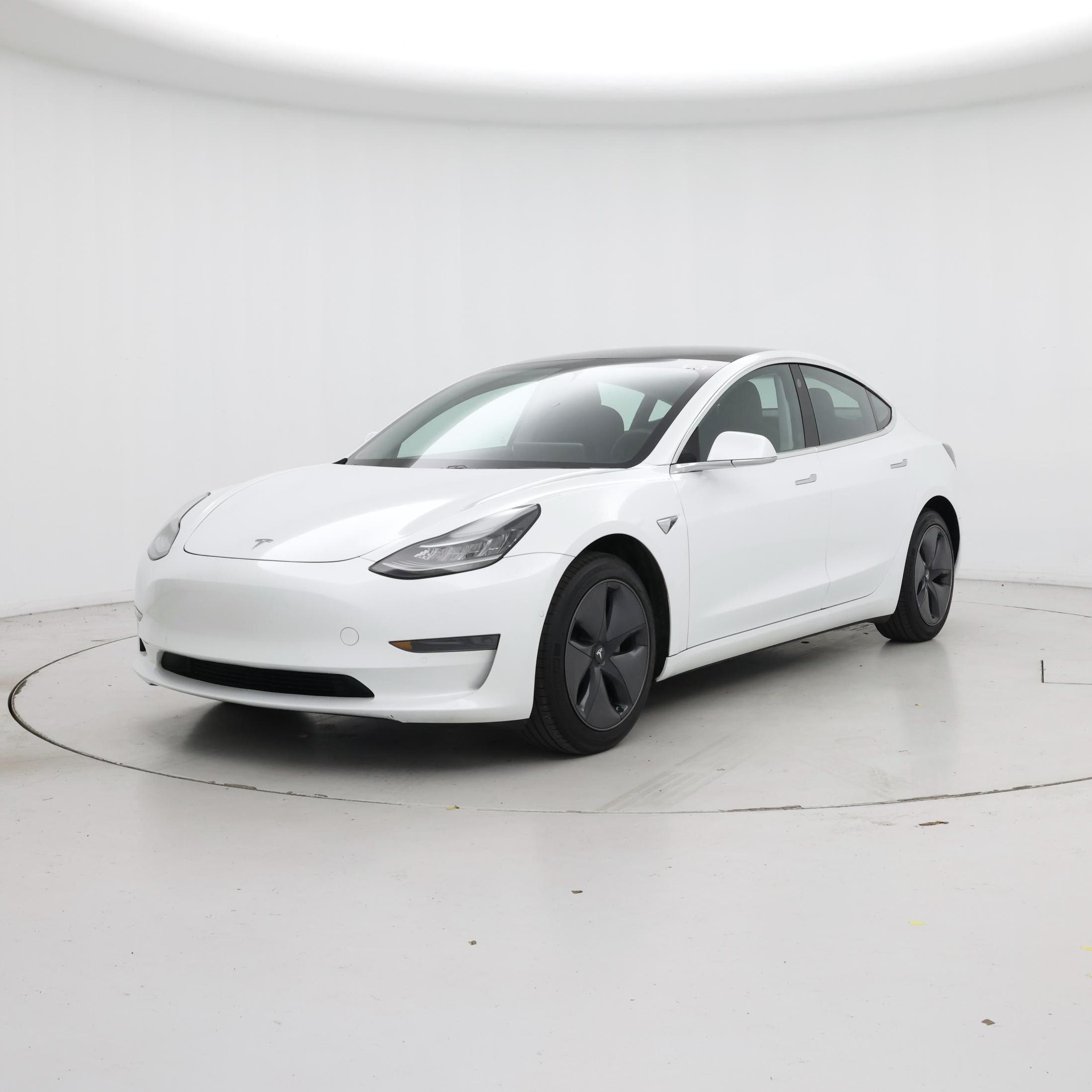 Thumbnail: 2019 Tesla Model 3 - 4