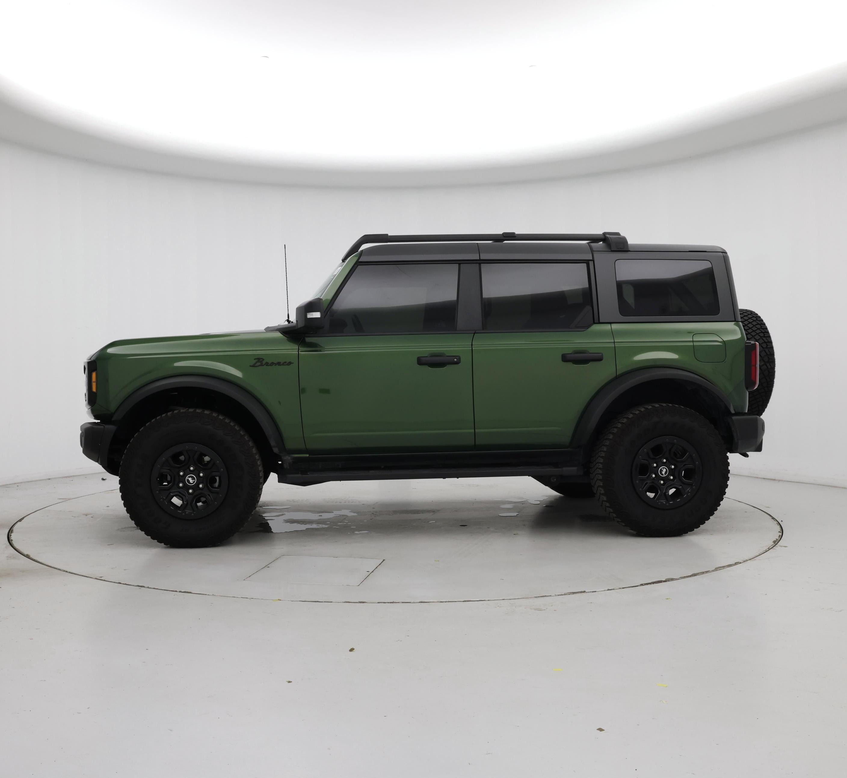 Thumbnail: 2023 Ford Bronco - 3