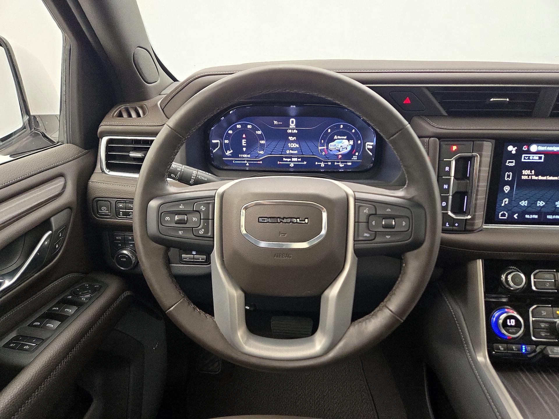 Thumbnail: 2023 GMC Yukon XL - 10
