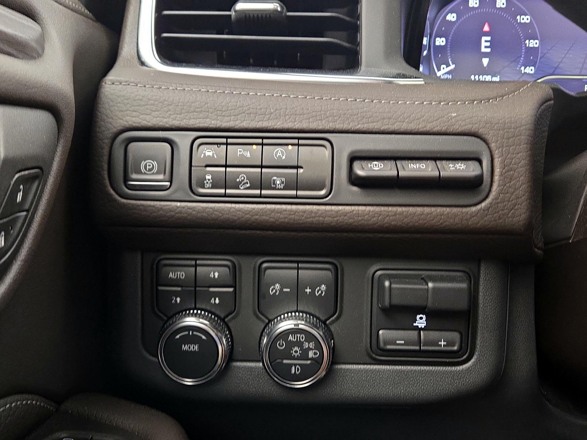 Thumbnail: 2023 GMC Yukon XL - 13