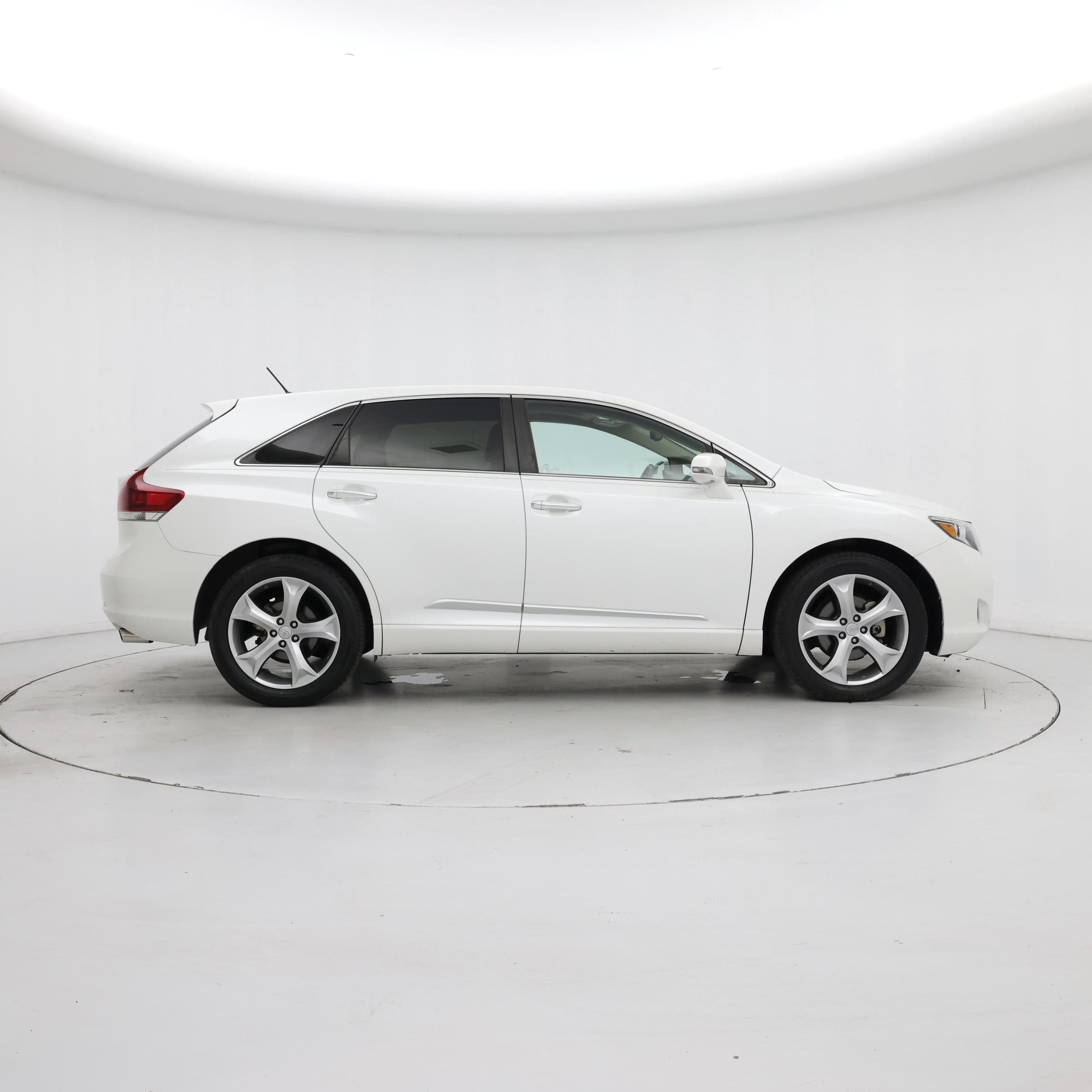 Thumbnail: 2013 Toyota Venza - 7