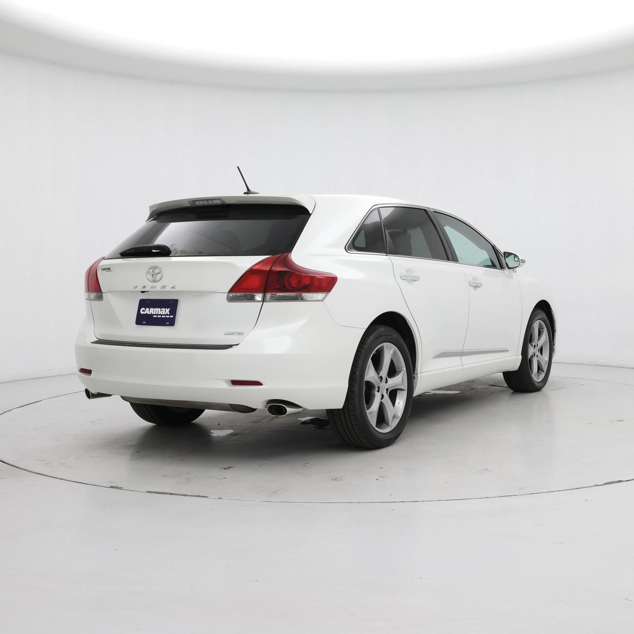 Thumbnail: 2013 Toyota Venza - 8