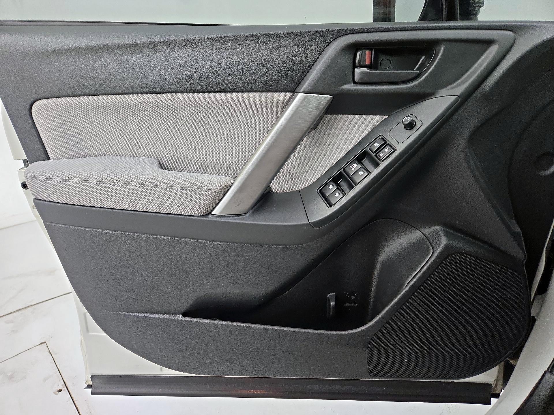 Thumbnail: 2014 Subaru Forester - 12
