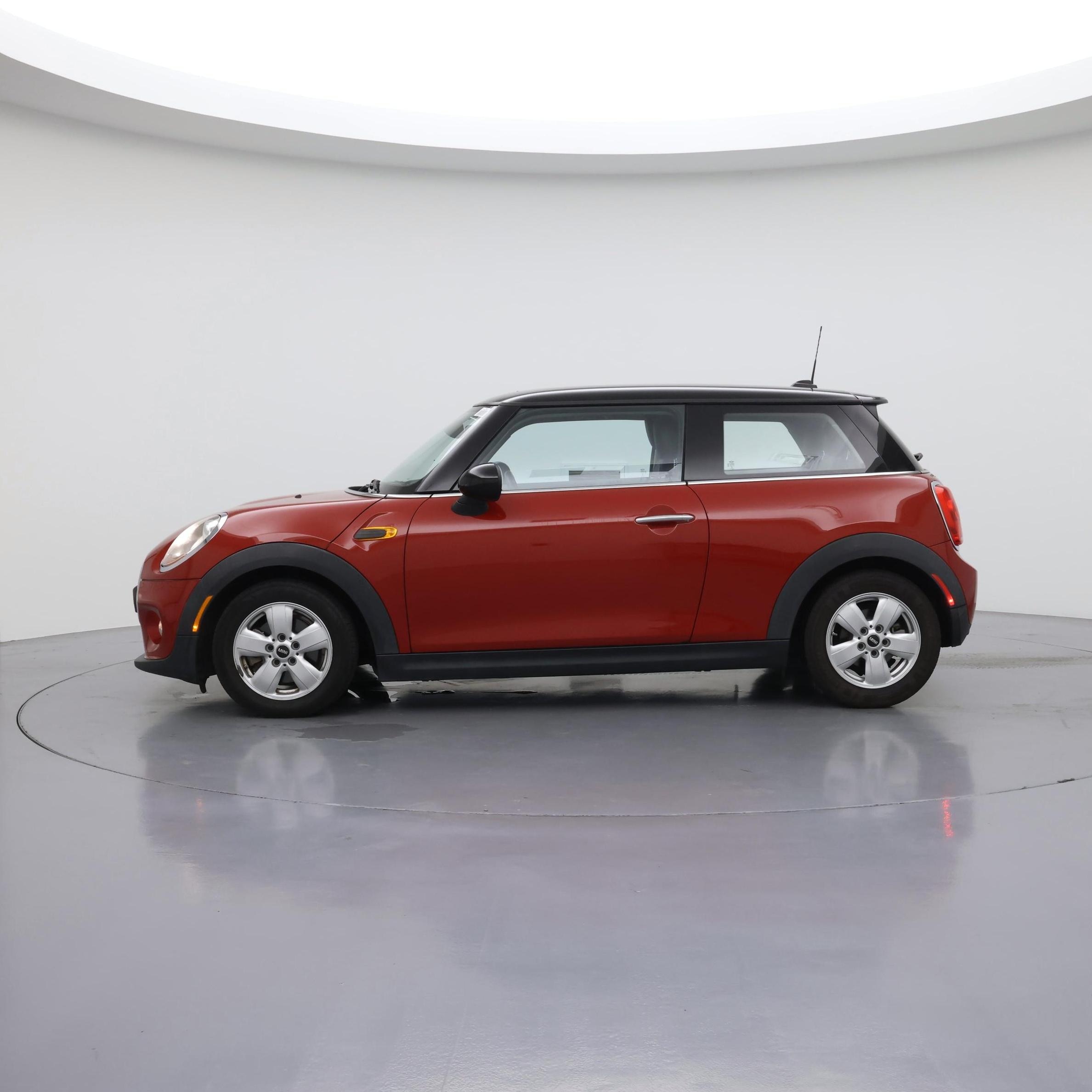Thumbnail: 2015 MINI Cooper Hardtop - 3