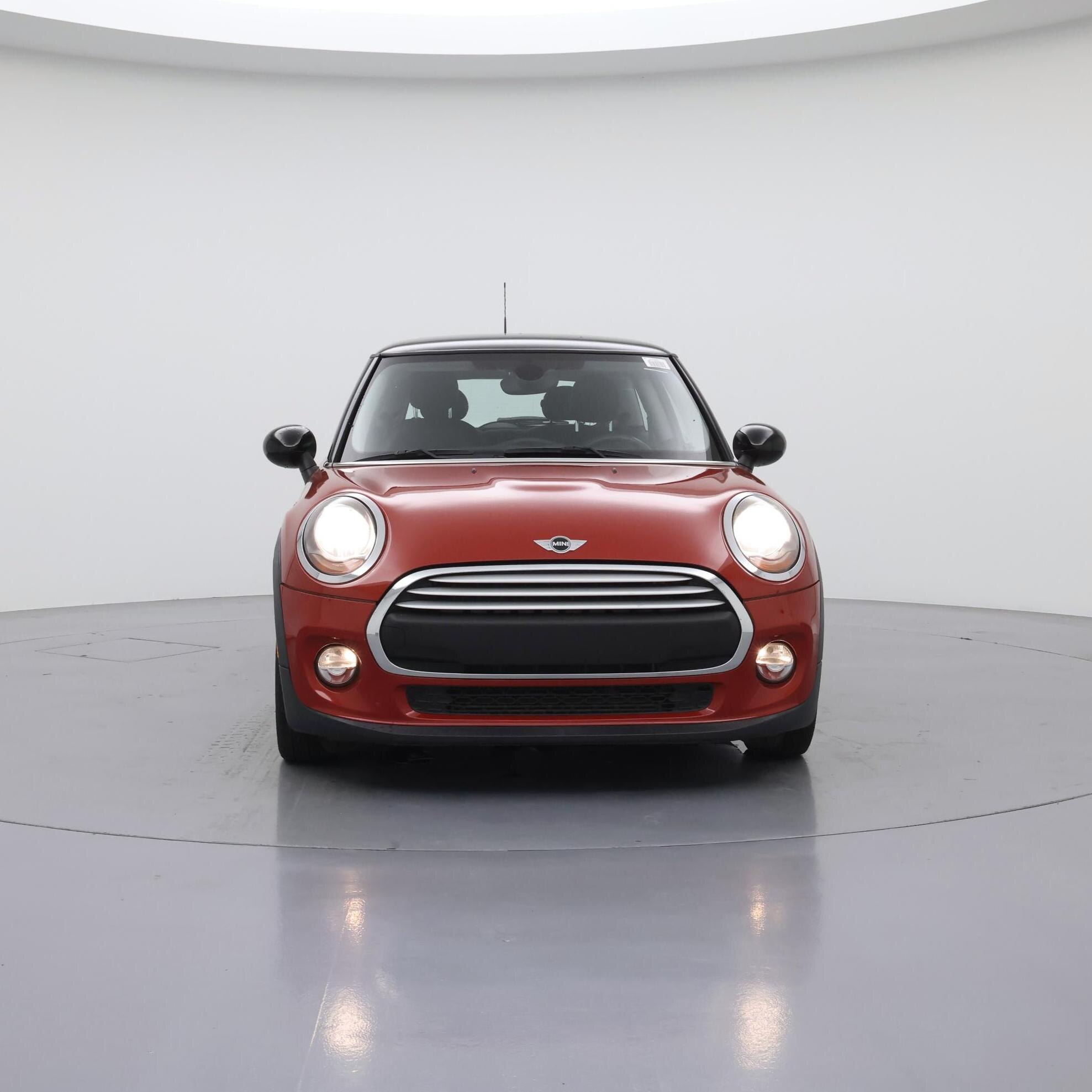 Thumbnail: 2015 MINI Cooper Hardtop - 5
