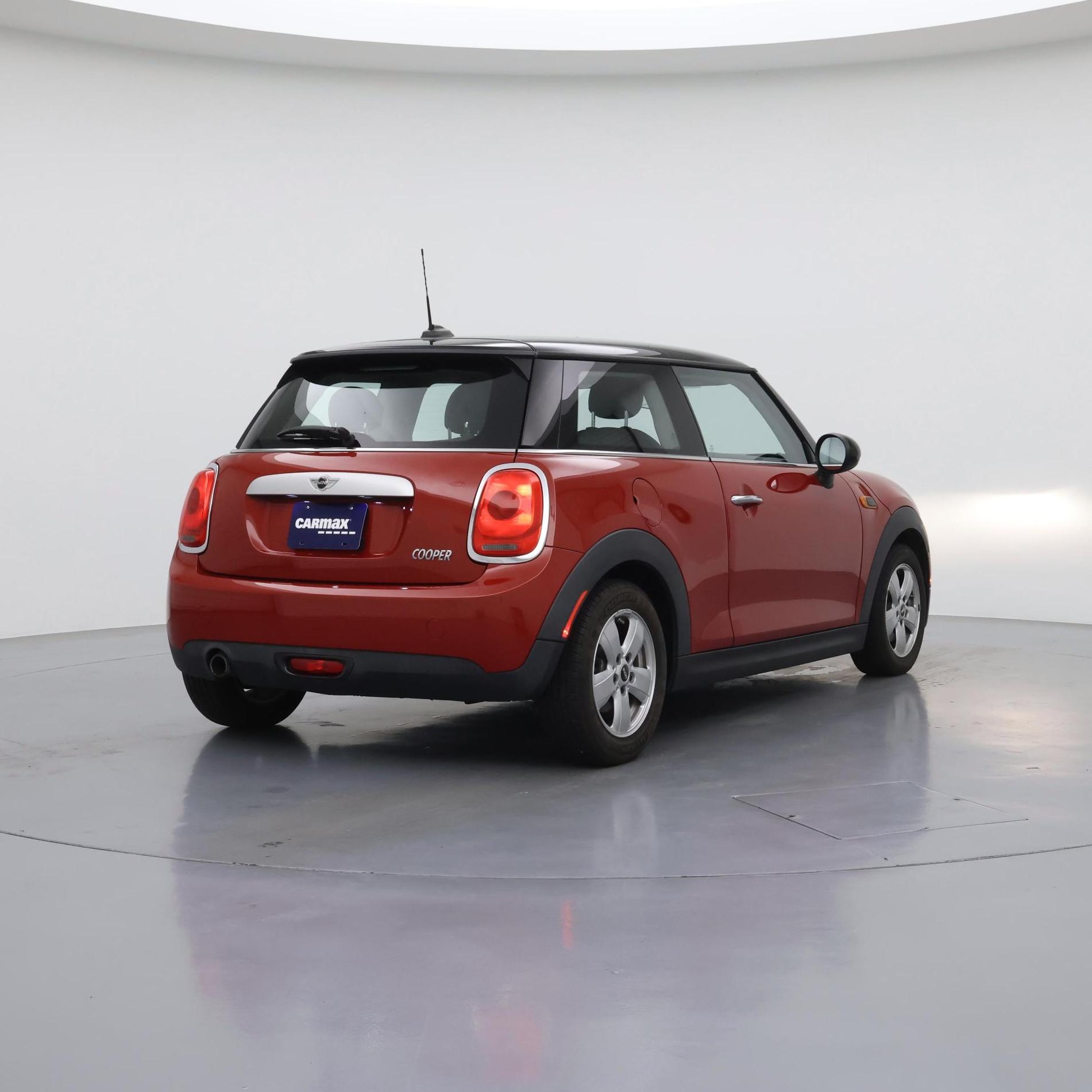 Thumbnail: 2015 MINI Cooper Hardtop - 8