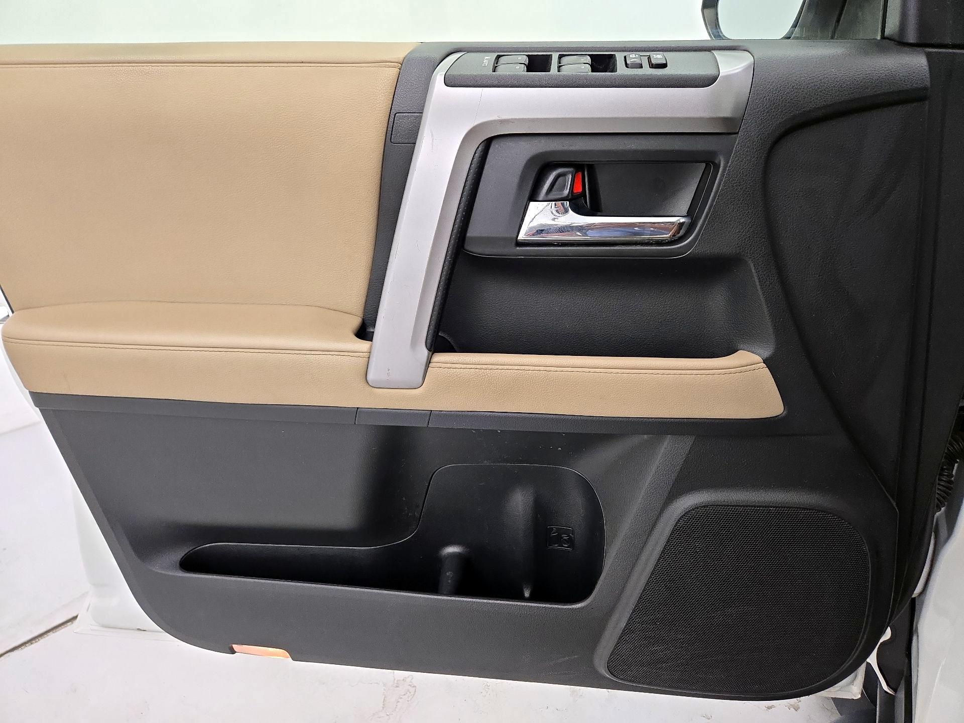 Thumbnail: 2021 Toyota 4Runner - 12
