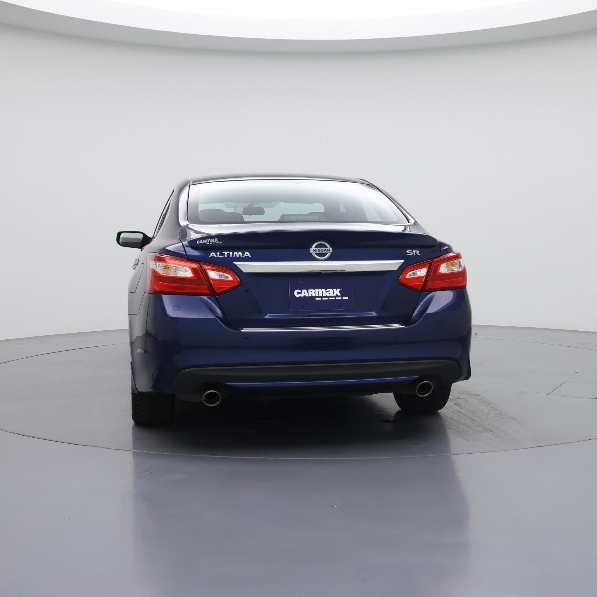 Thumbnail: 2016 Nissan Altima - 6