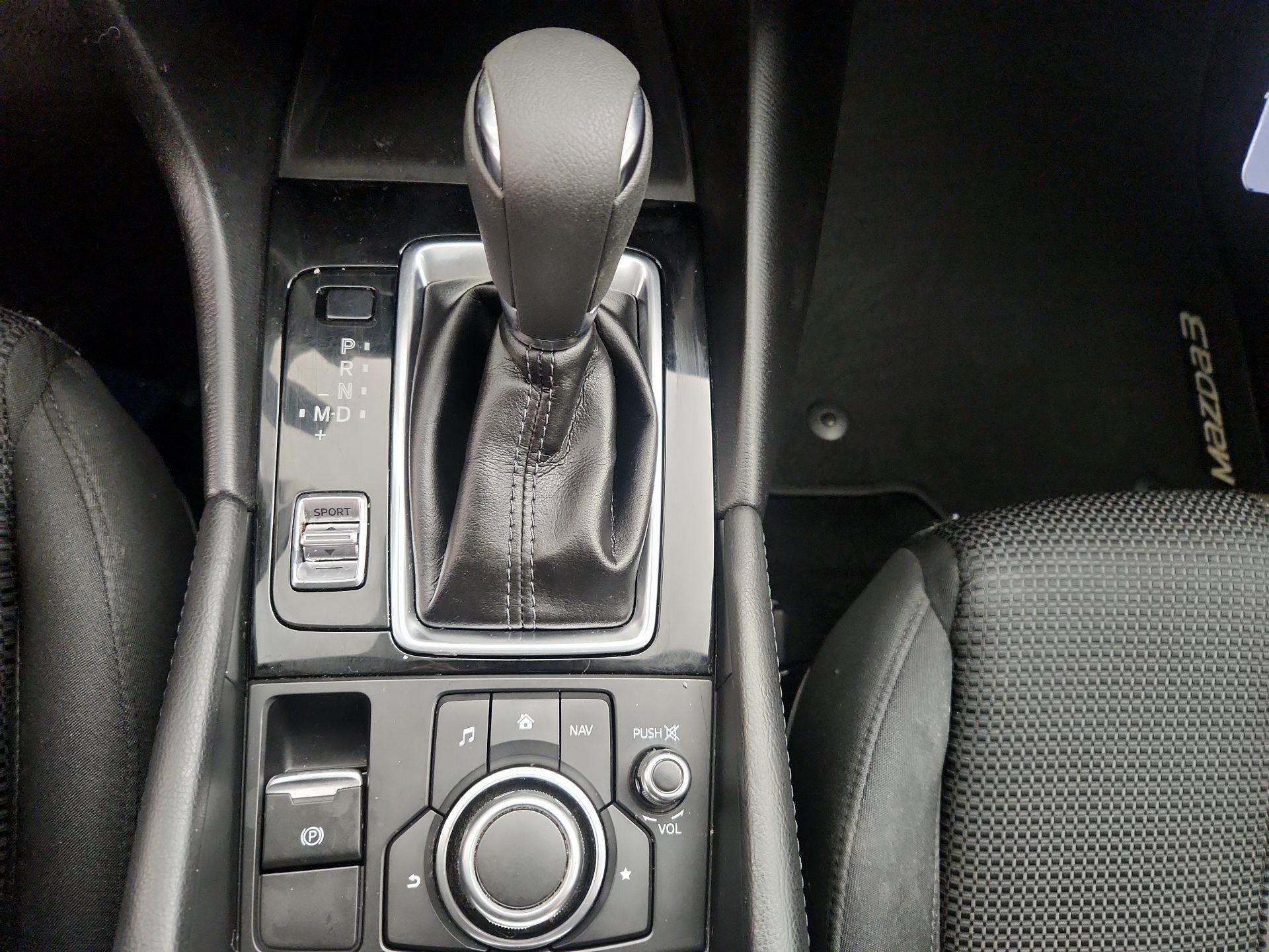Thumbnail: 2018 Mazda Mazda3 - 18
