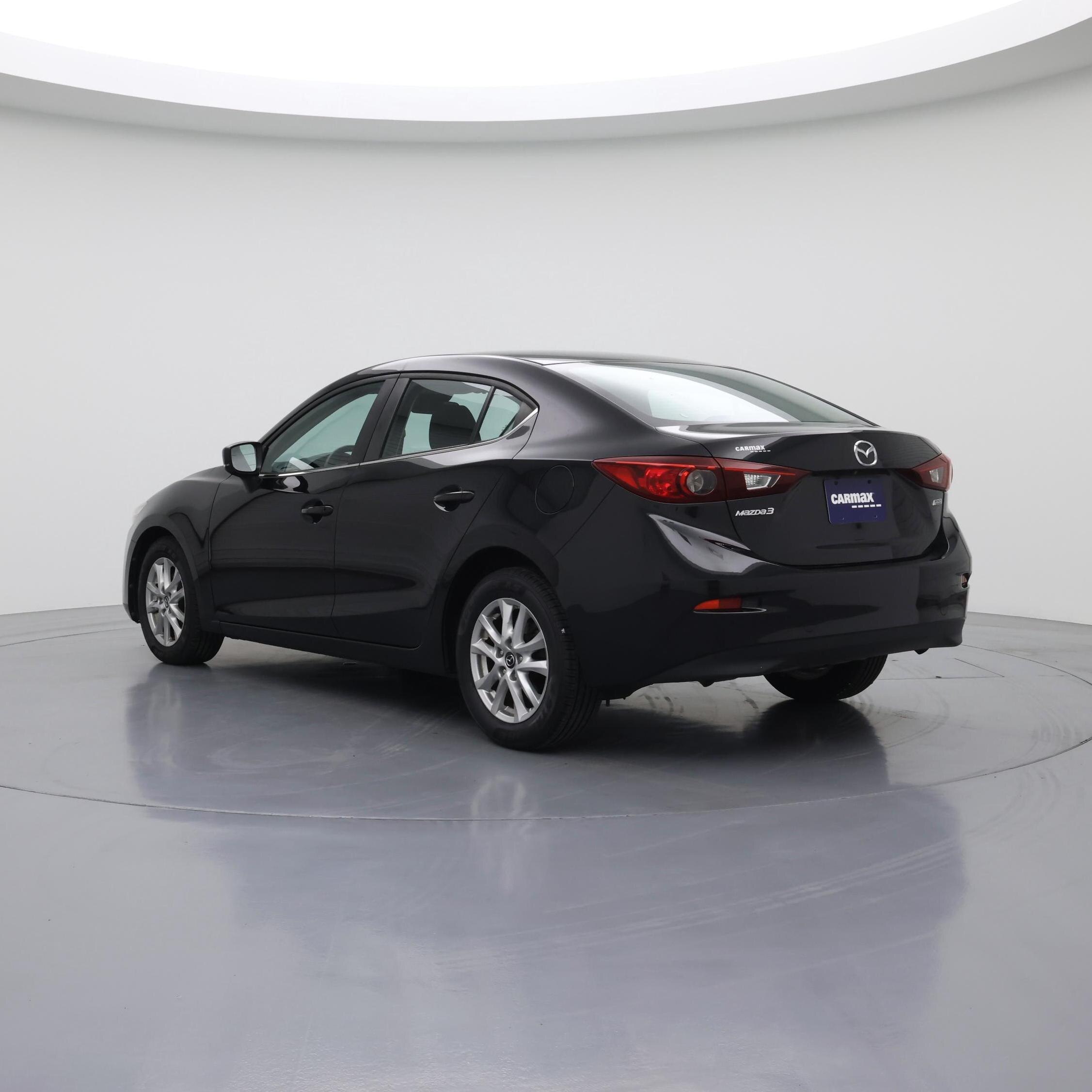 Thumbnail: 2018 Mazda Mazda3 - 2