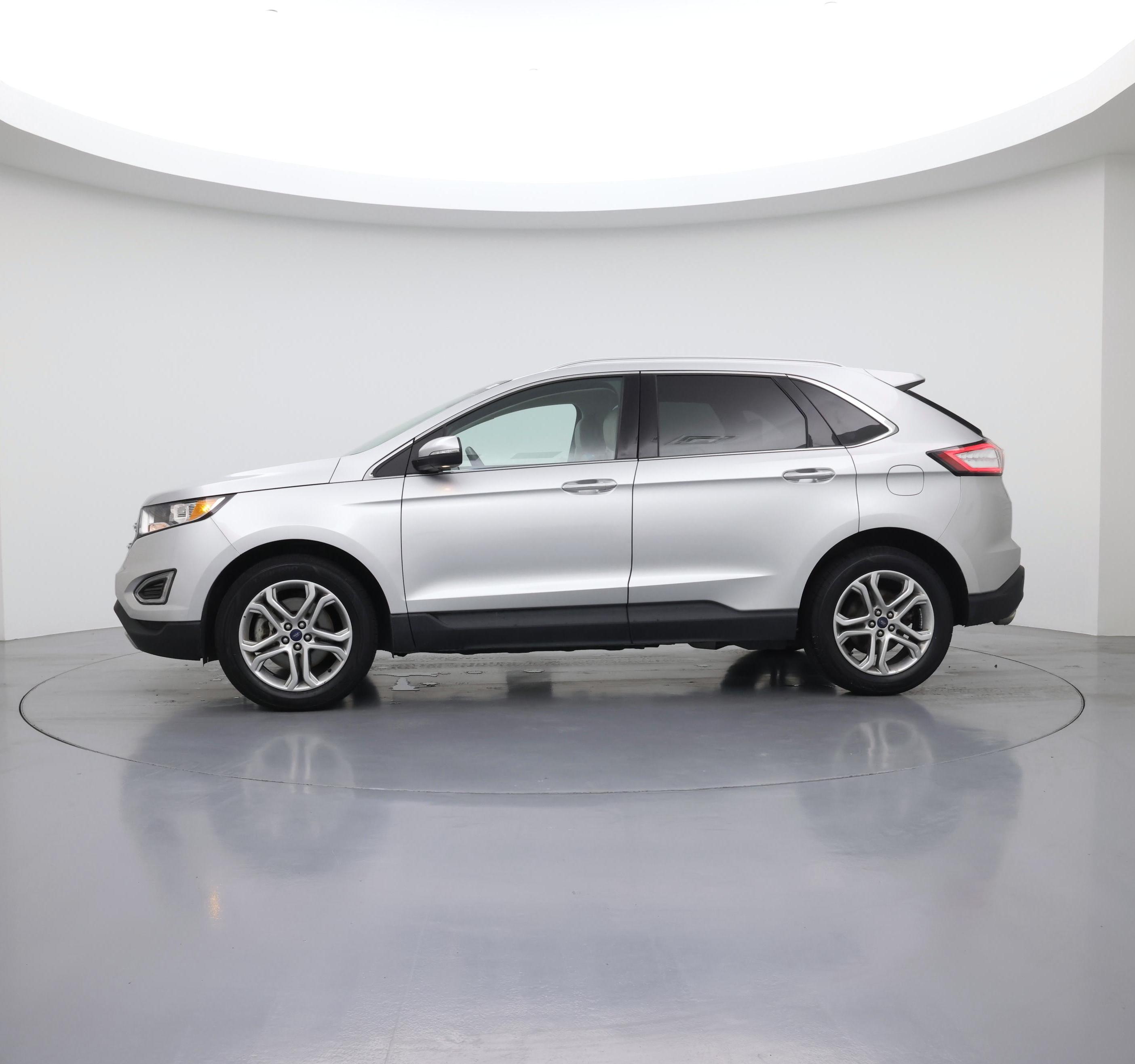 Thumbnail: 2017 Ford Edge - 3