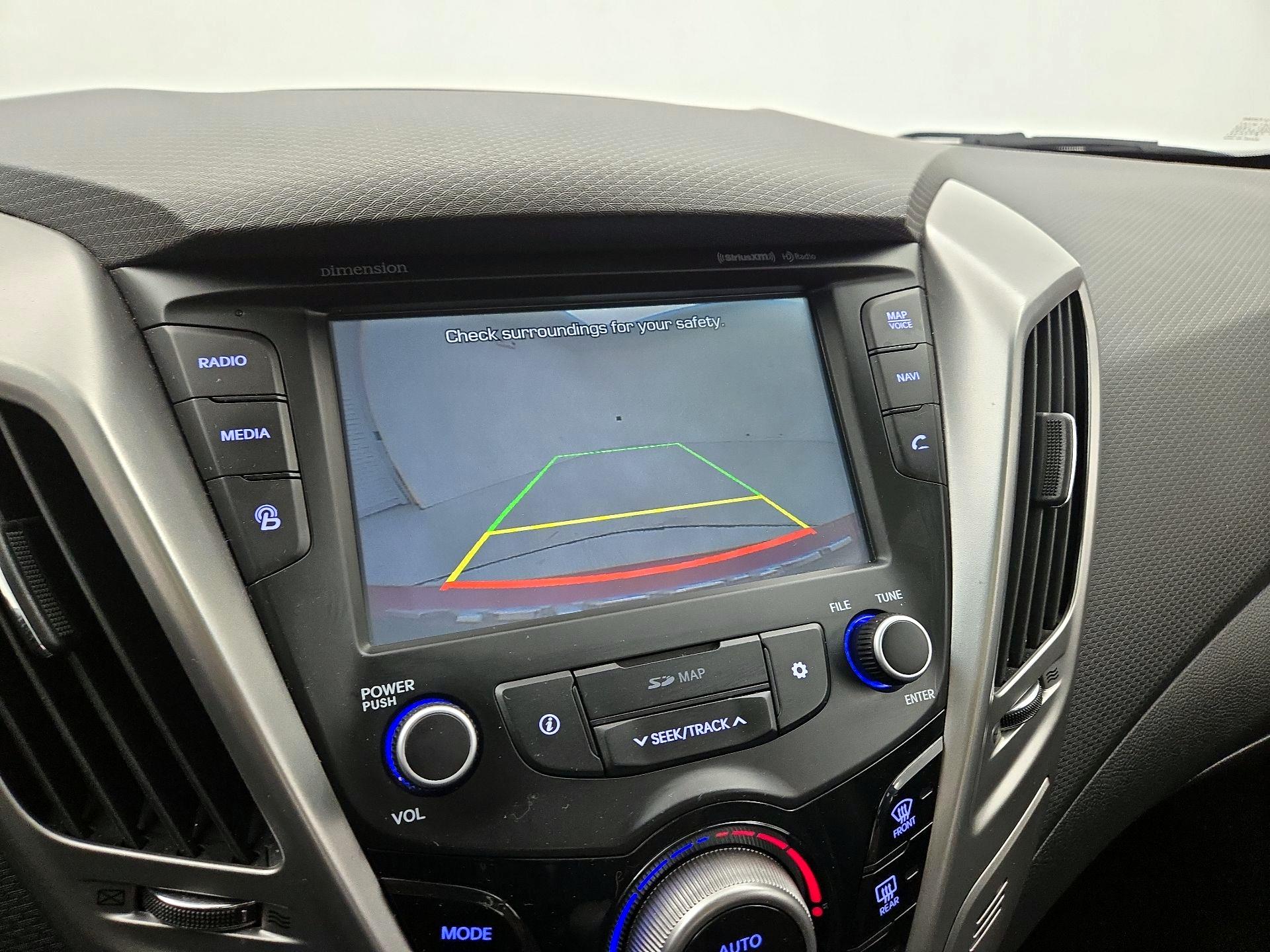 Thumbnail: 2016 Hyundai Veloster - 15