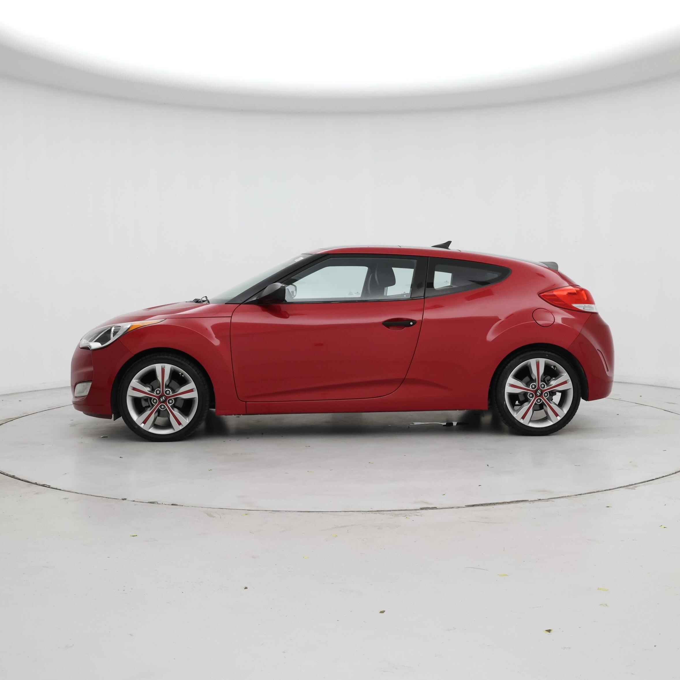 Thumbnail: 2016 Hyundai Veloster - 3