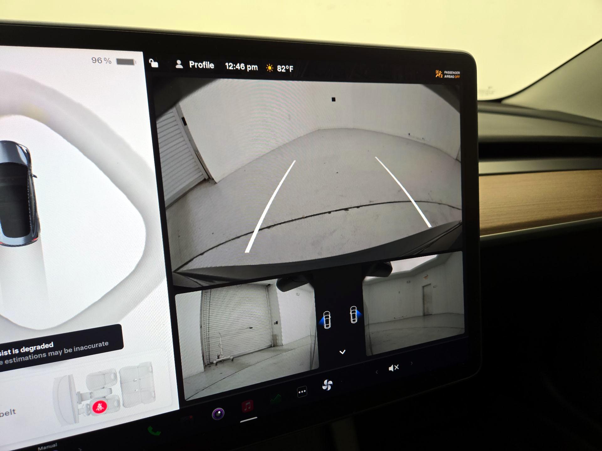 Thumbnail: 2023 Tesla Model 3 - 14