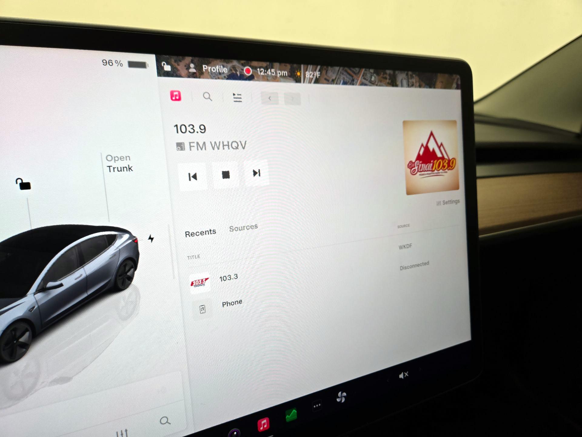 Thumbnail: 2023 Tesla Model 3 - 15
