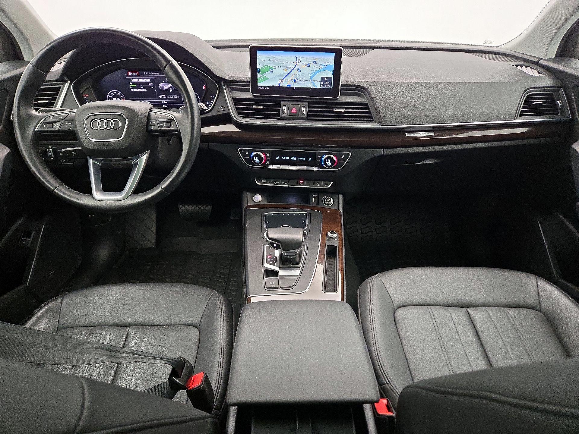 Thumbnail: 2020 Audi Q5 - 9