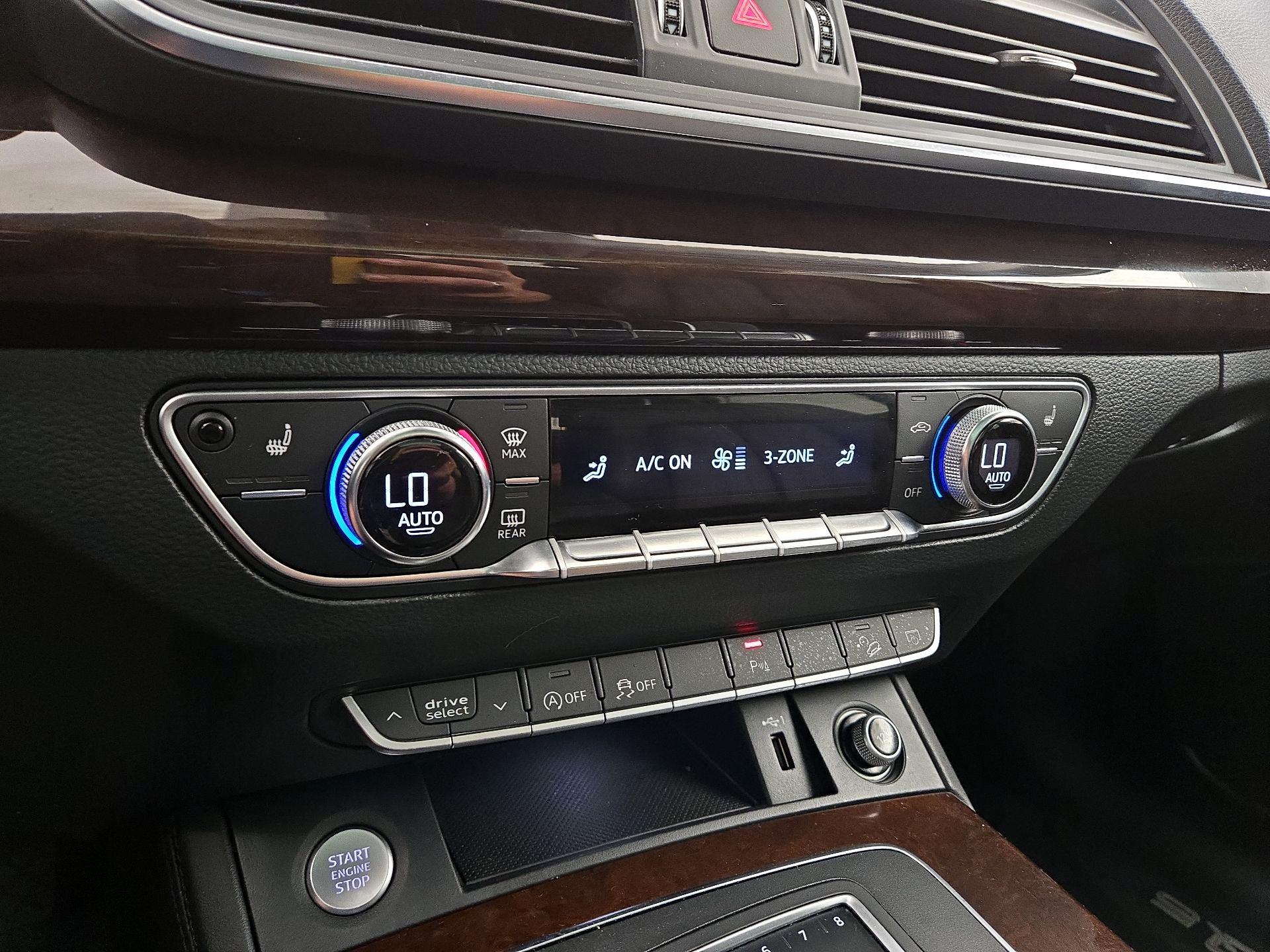 Thumbnail: 2020 Audi Q5 - 17