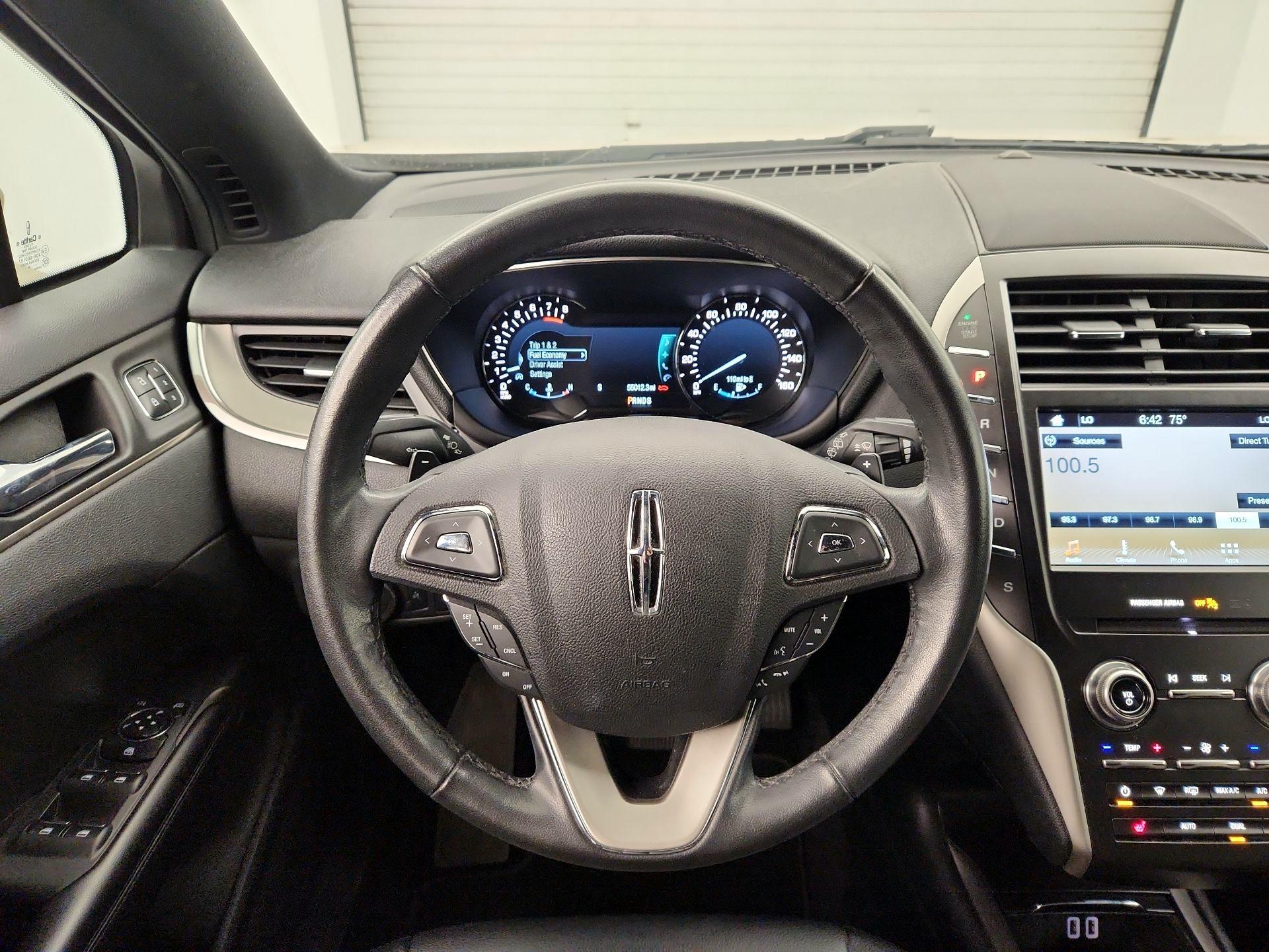 Thumbnail: 2017 Lincoln MKC - 10