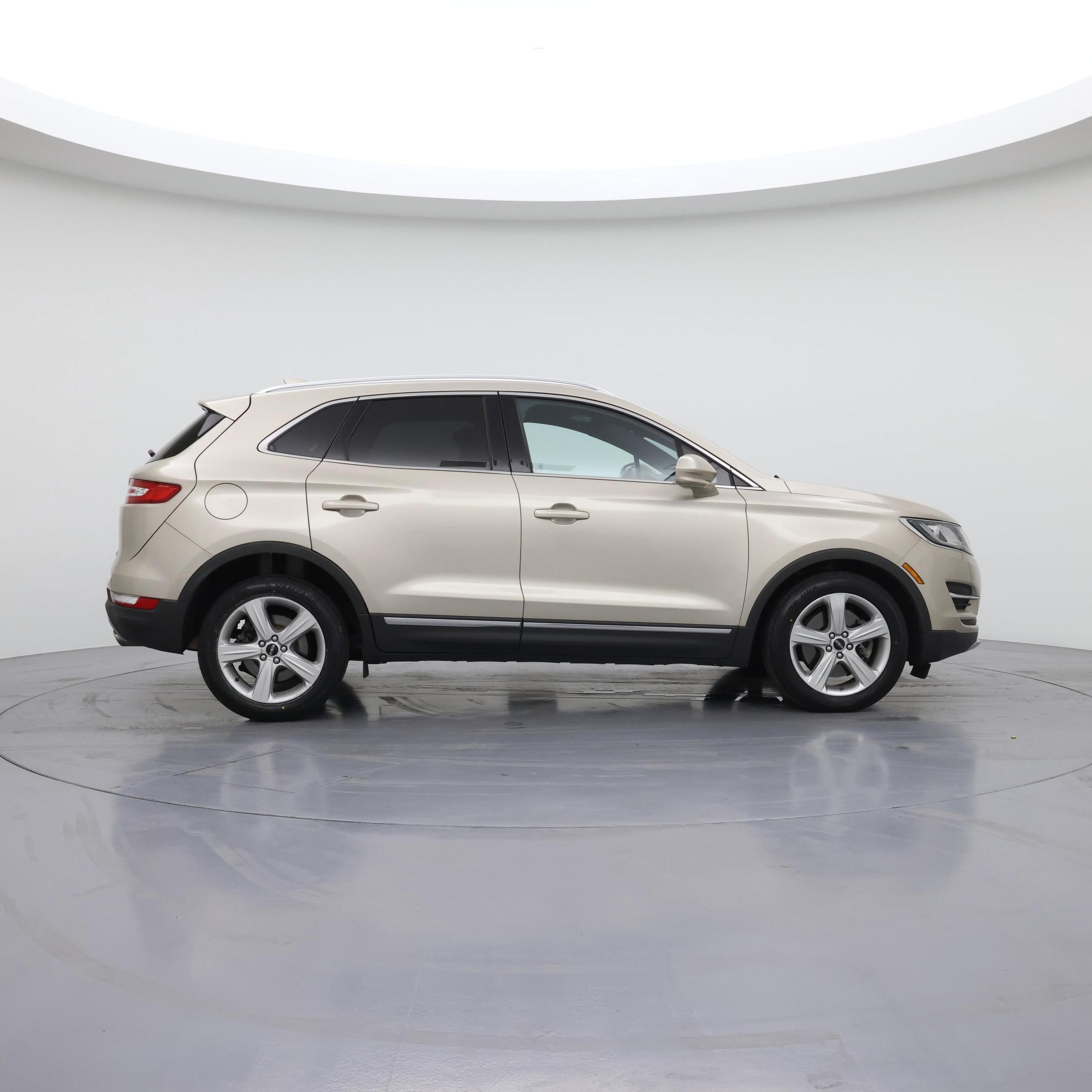 Thumbnail: 2017 Lincoln MKC - 7