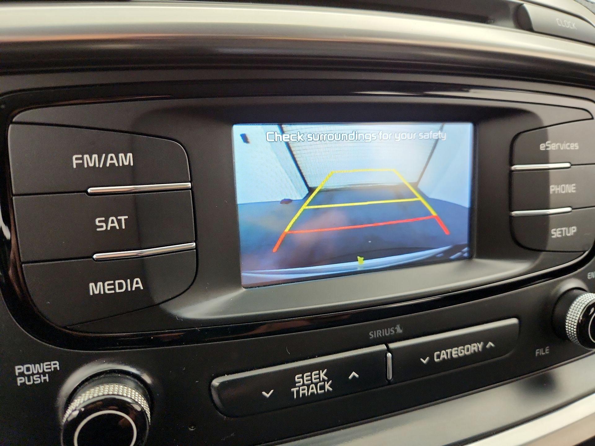 Thumbnail: 2016 Kia Sorento - 14